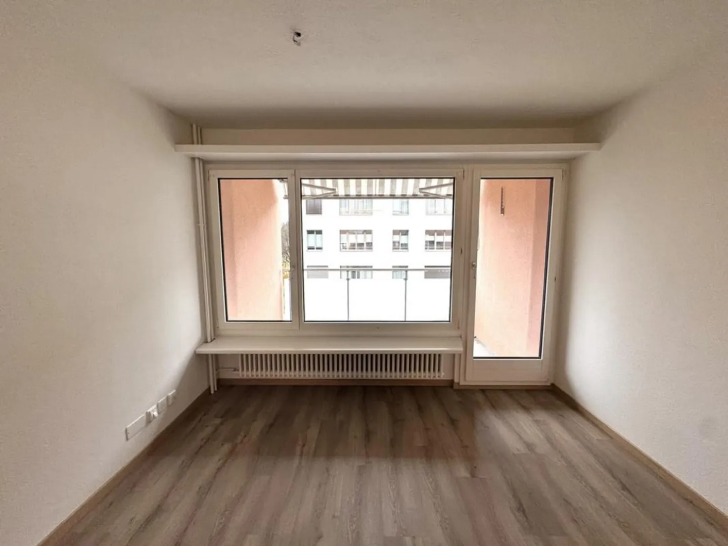 Quietly located yet central - Photo 4 of 11