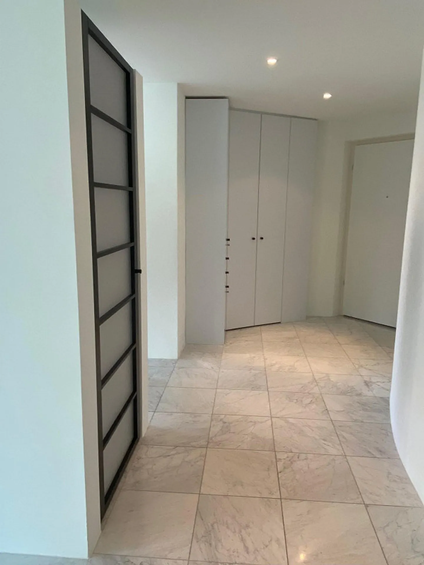 Moderne 4.5 Zimmer Wohnung in Küsnacht ZH - Foto 6 von 9
