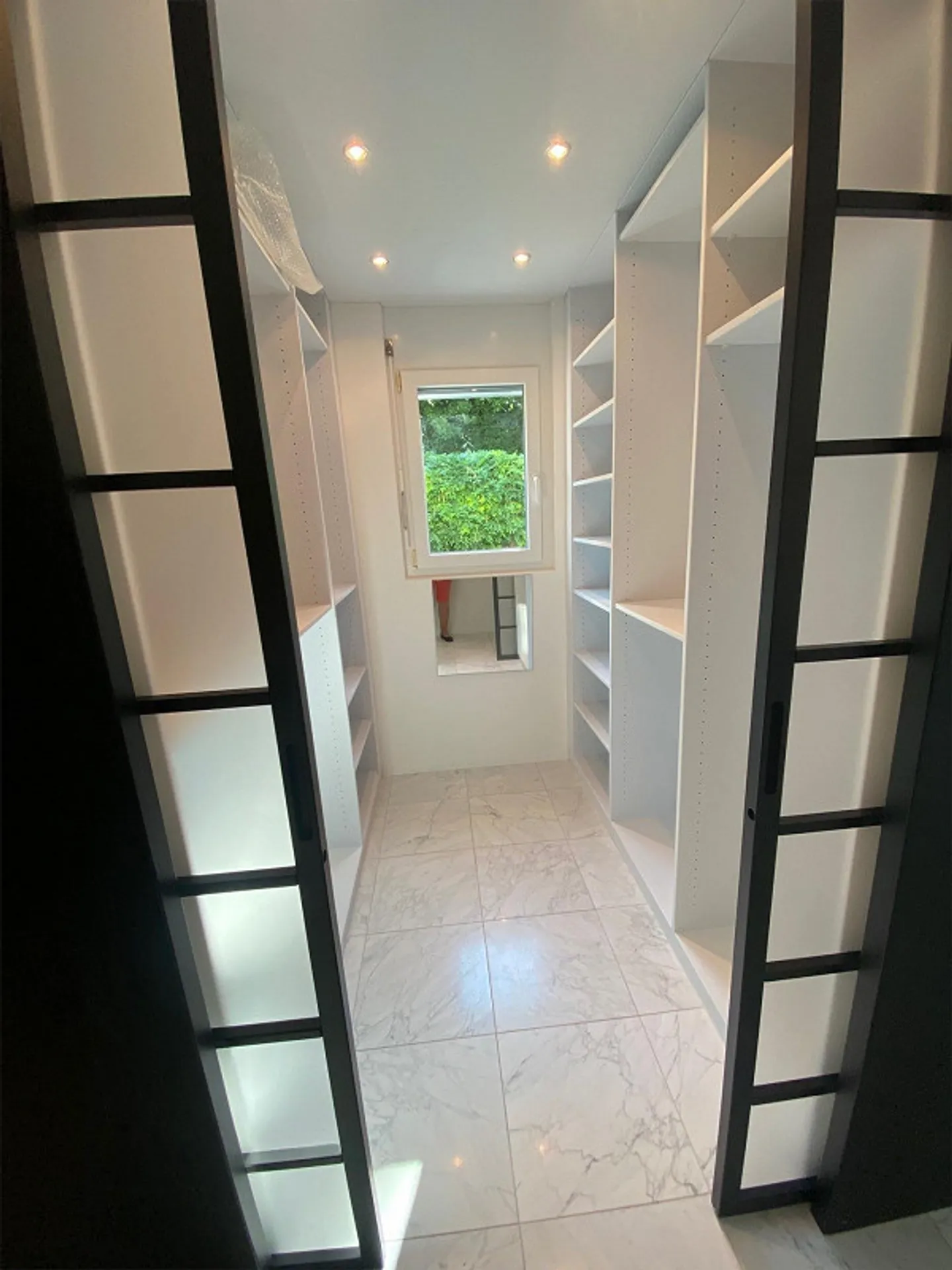 Moderne 4.5 Zimmer Wohnung in Küsnacht ZH - Foto 8 von 9
