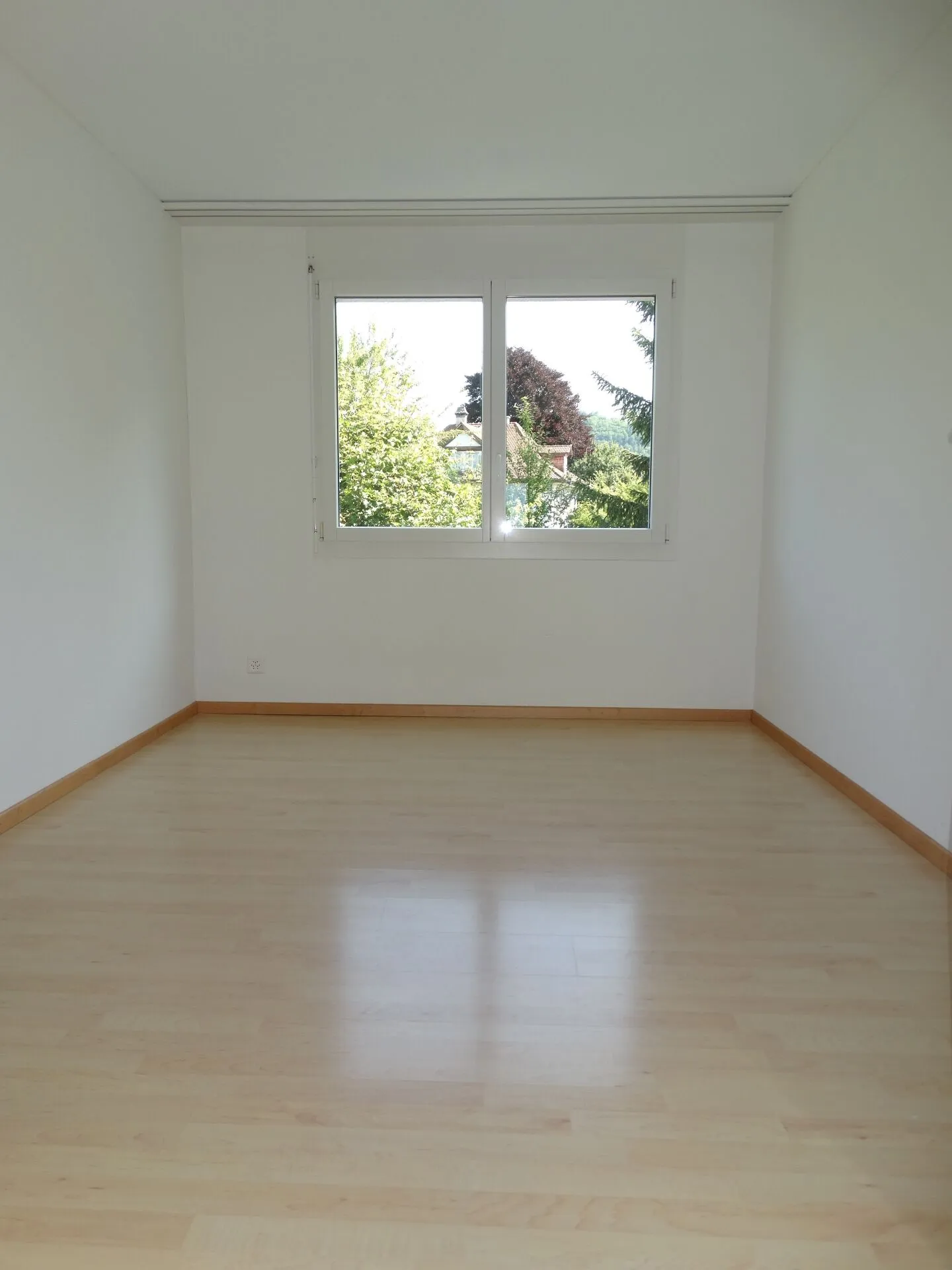 Vivre dans un standard de propriété avec cet appartement spacieux de 4,5 pièces - Photo 4 sur 11