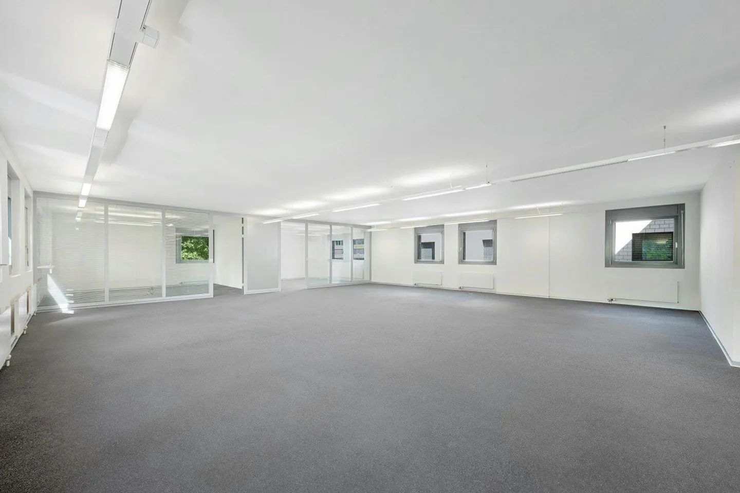 Expanded Office Spaces 170 m2 - 530 m2 with Attractive Rent in Business Center G15 - Photo 6 of 13
