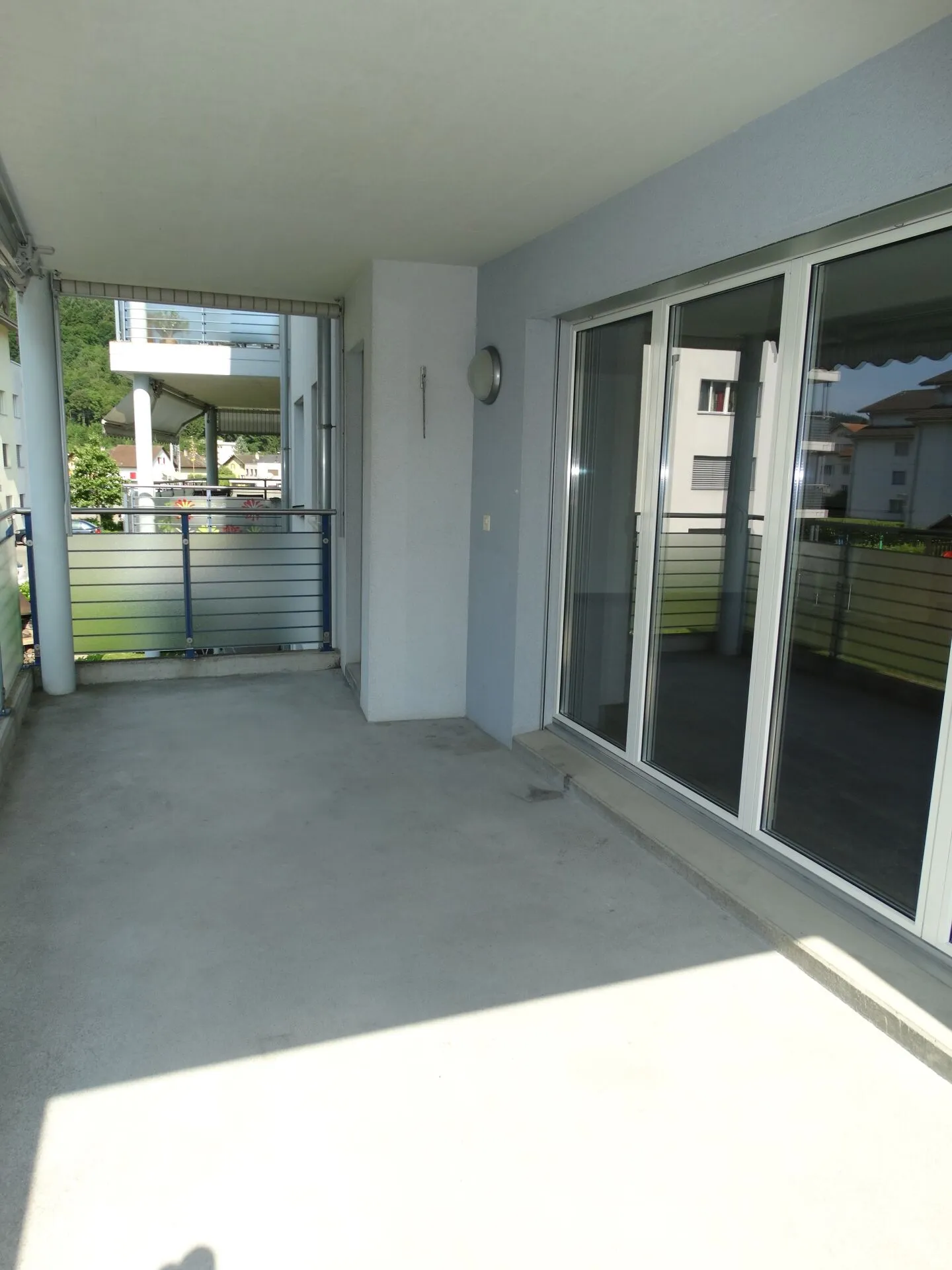 Vivre dans un standard de propriété avec cet appartement spacieux de 4,5 pièces - Photo 8 sur 11