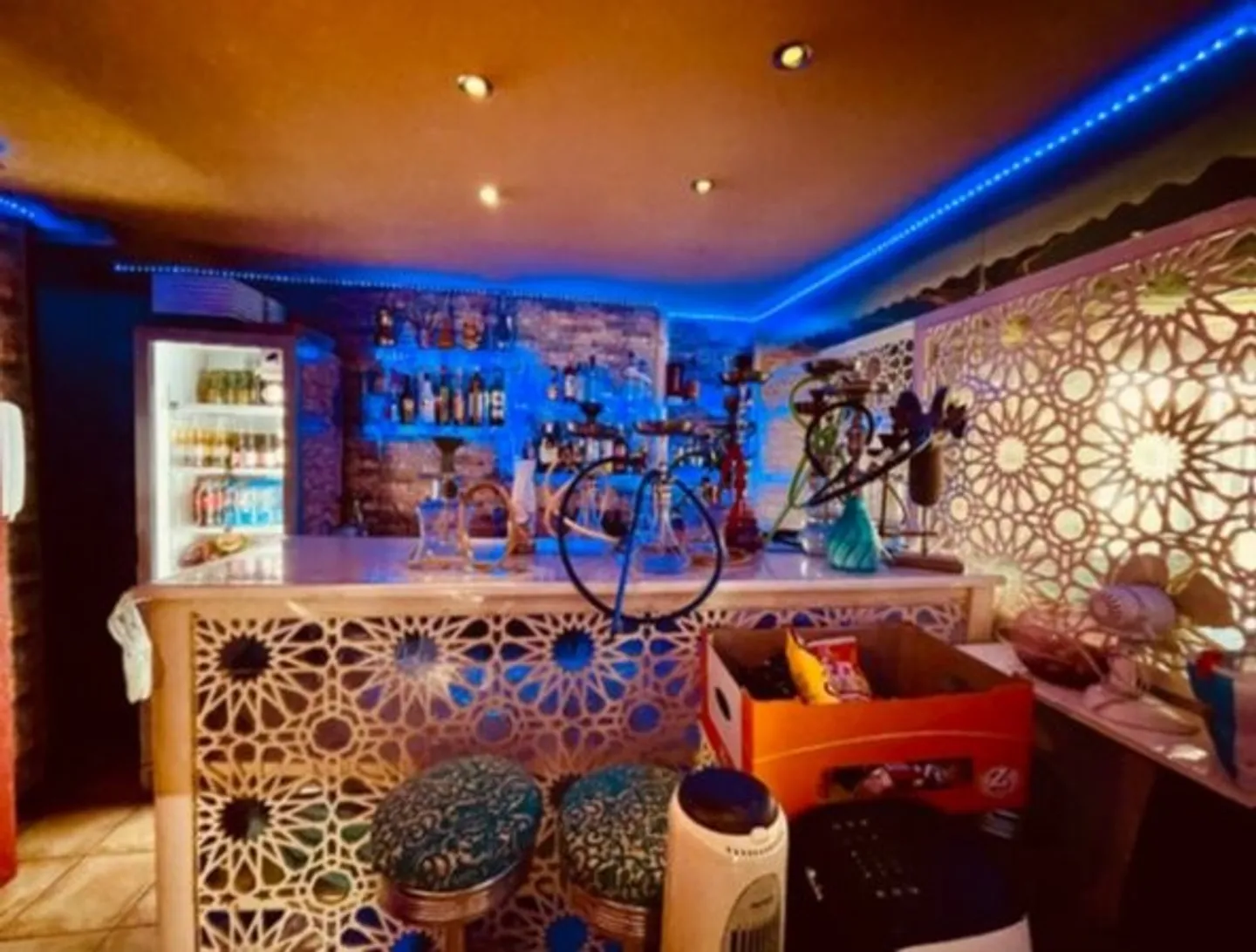 Commercial space fitted out as a restaurant and bar - city center - Photo 5 of 8