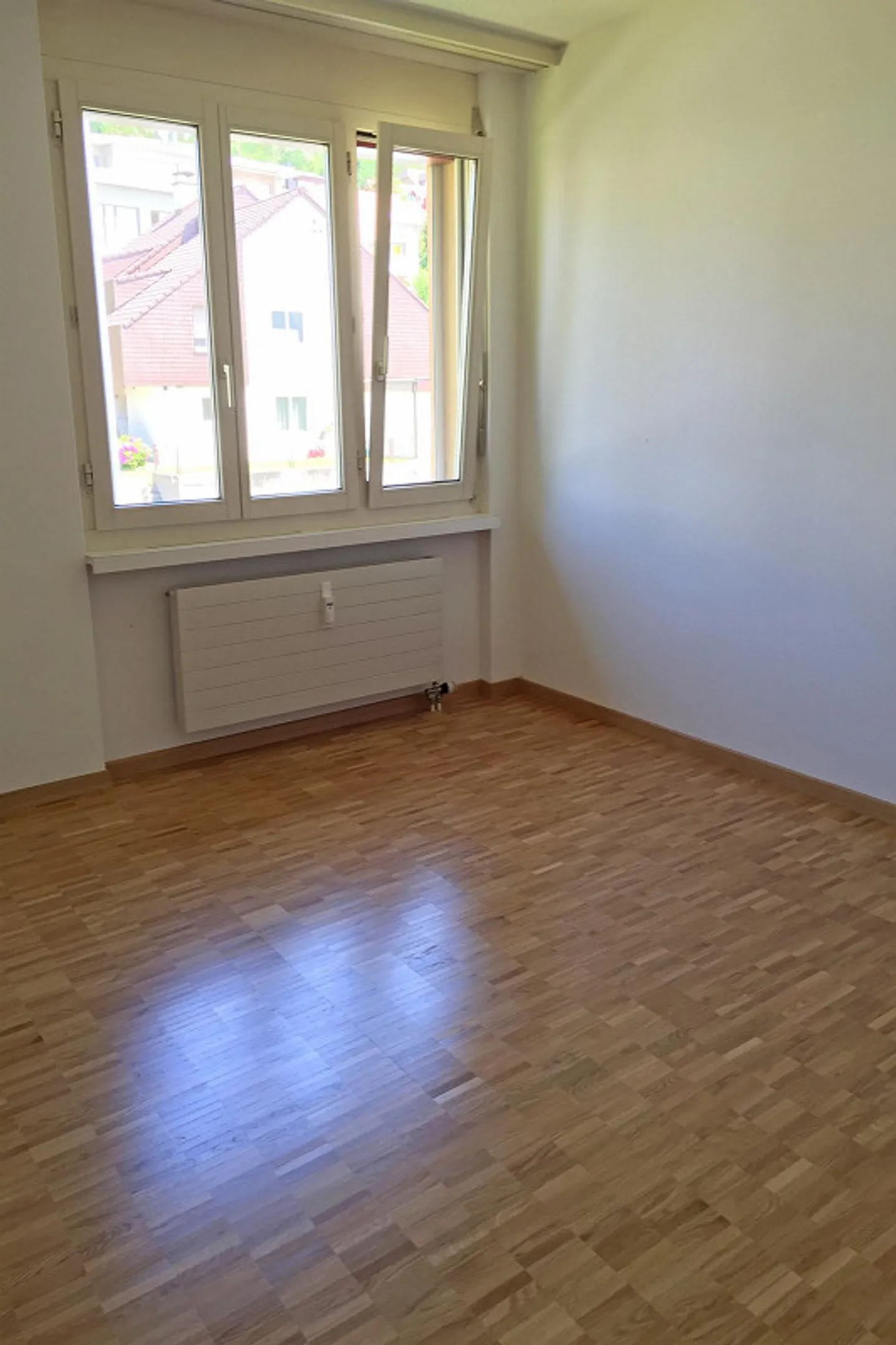 Bright Attic Apartment - Limited until 30.06.2027! - Photo 3 of 5