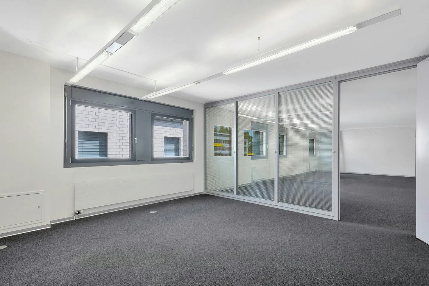 Expanded Office Spaces 170 m2 - 530 m2 with Attractive Rent in Business Center G15 - Photo 8 of 13
