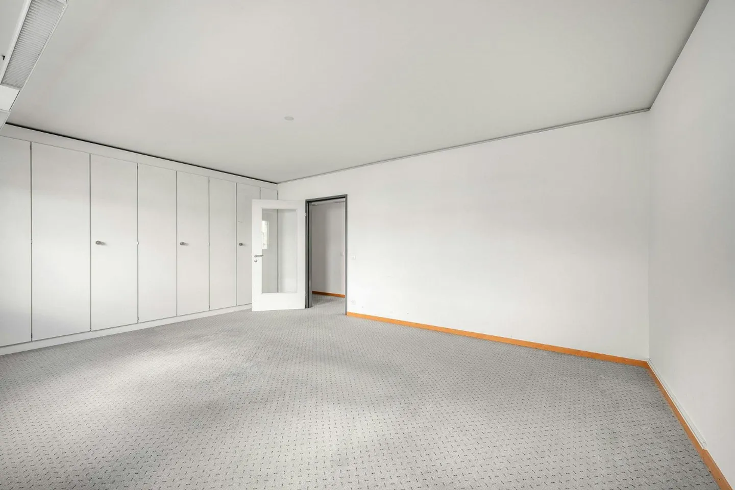 Expanded Office Spaces 170 m2 - 530 m2 with Attractive Rent in Business Center G15 - Photo 12 of 13