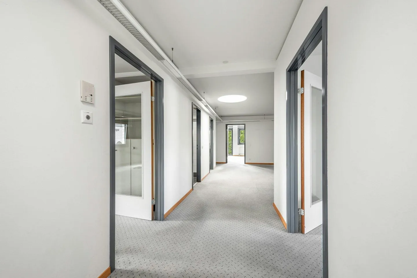 Expanded Office Spaces 170 m2 - 530 m2 with Attractive Rent in Business Center G15 - Photo 11 of 13