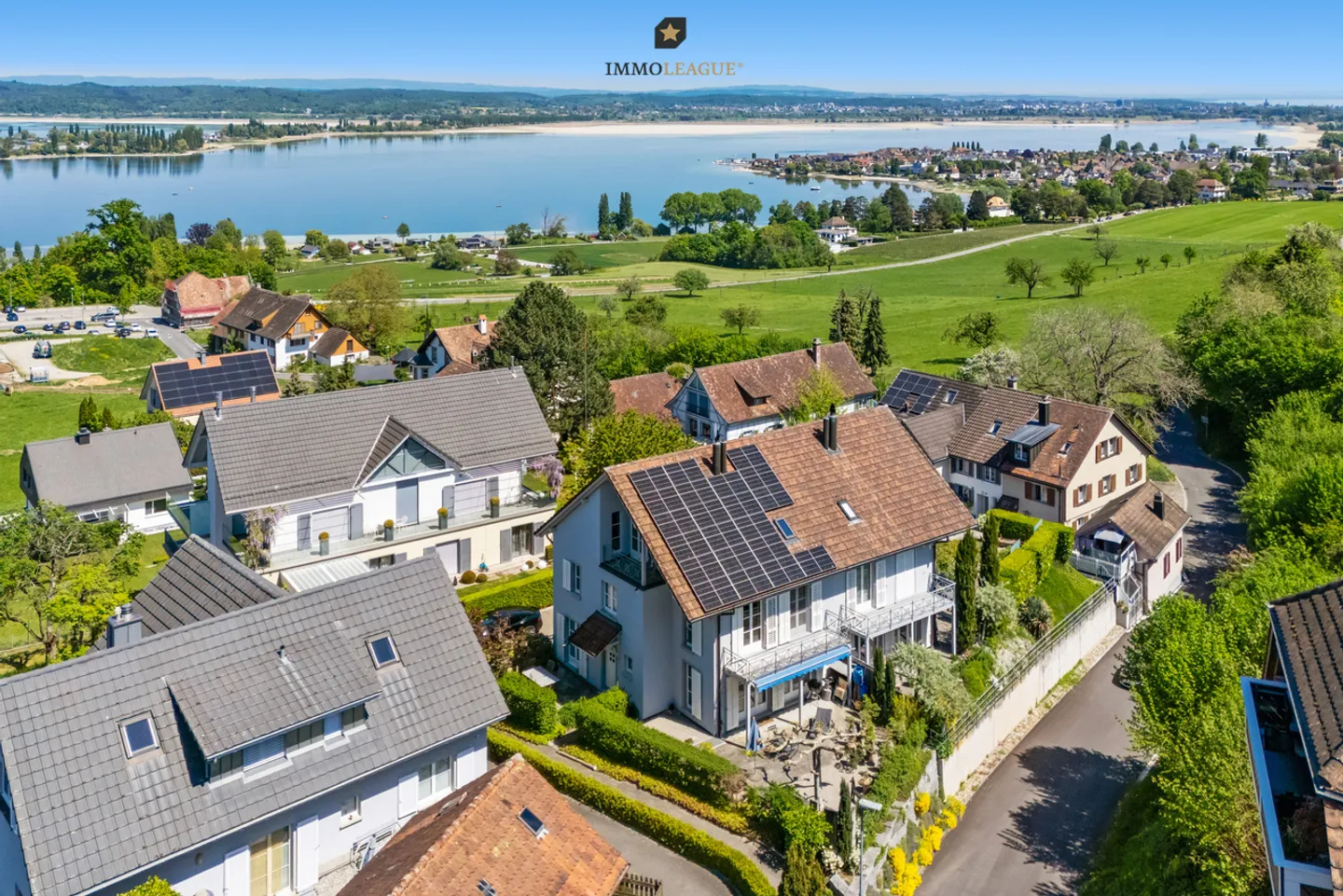 Abitare con vista lago - Una casa accogliente per tutta la famiglia. - Foto 2 di 8