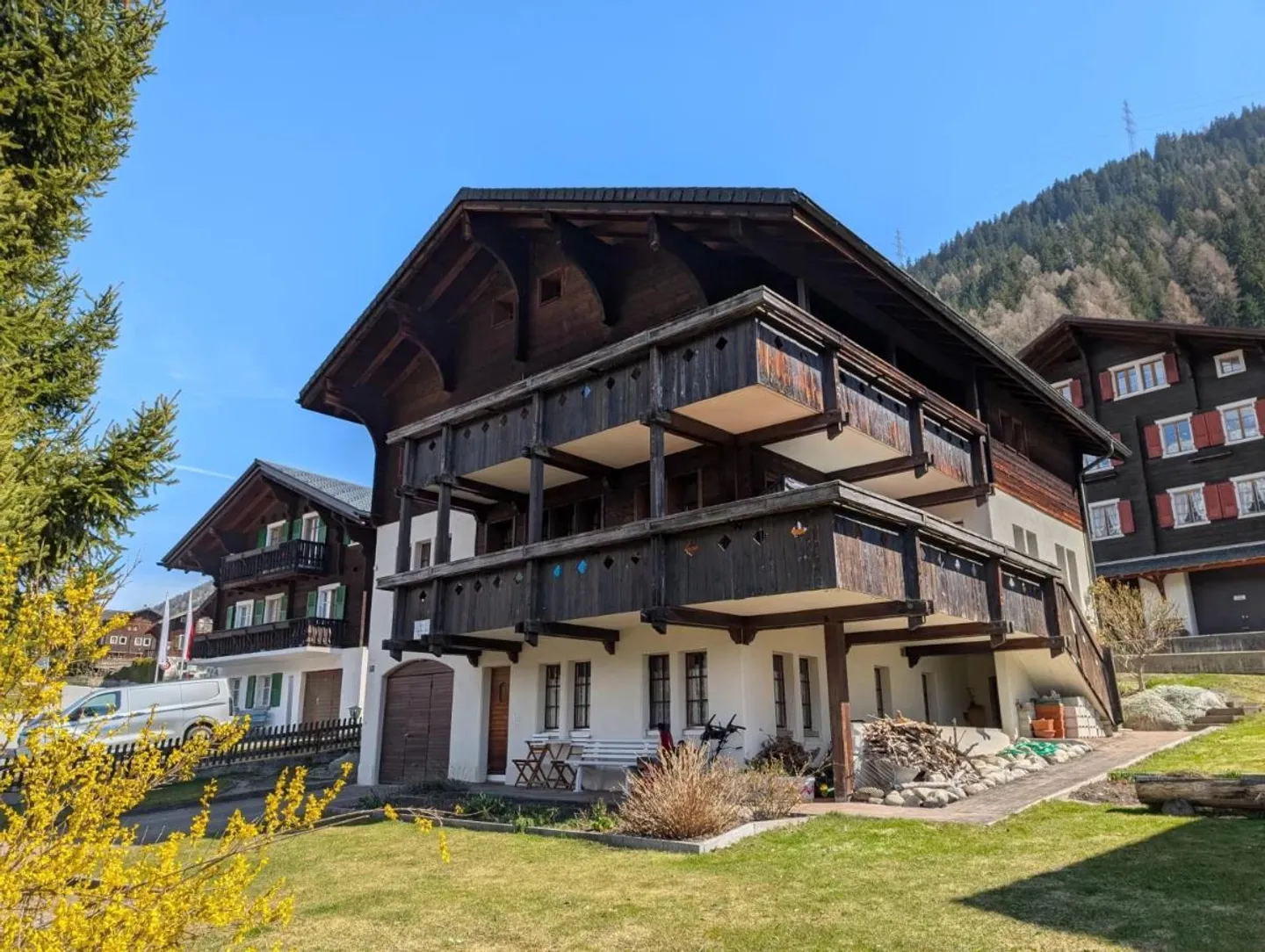 Chalet Incantevole in Posizione Perfetta a Ernen - Foto 1 di 10