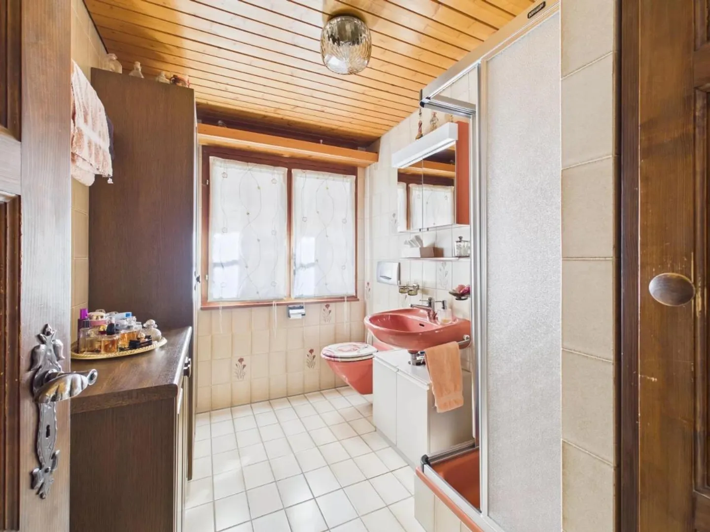 Chalet Incantevole in Posizione Perfetta a Ernen - Foto 6 di 10