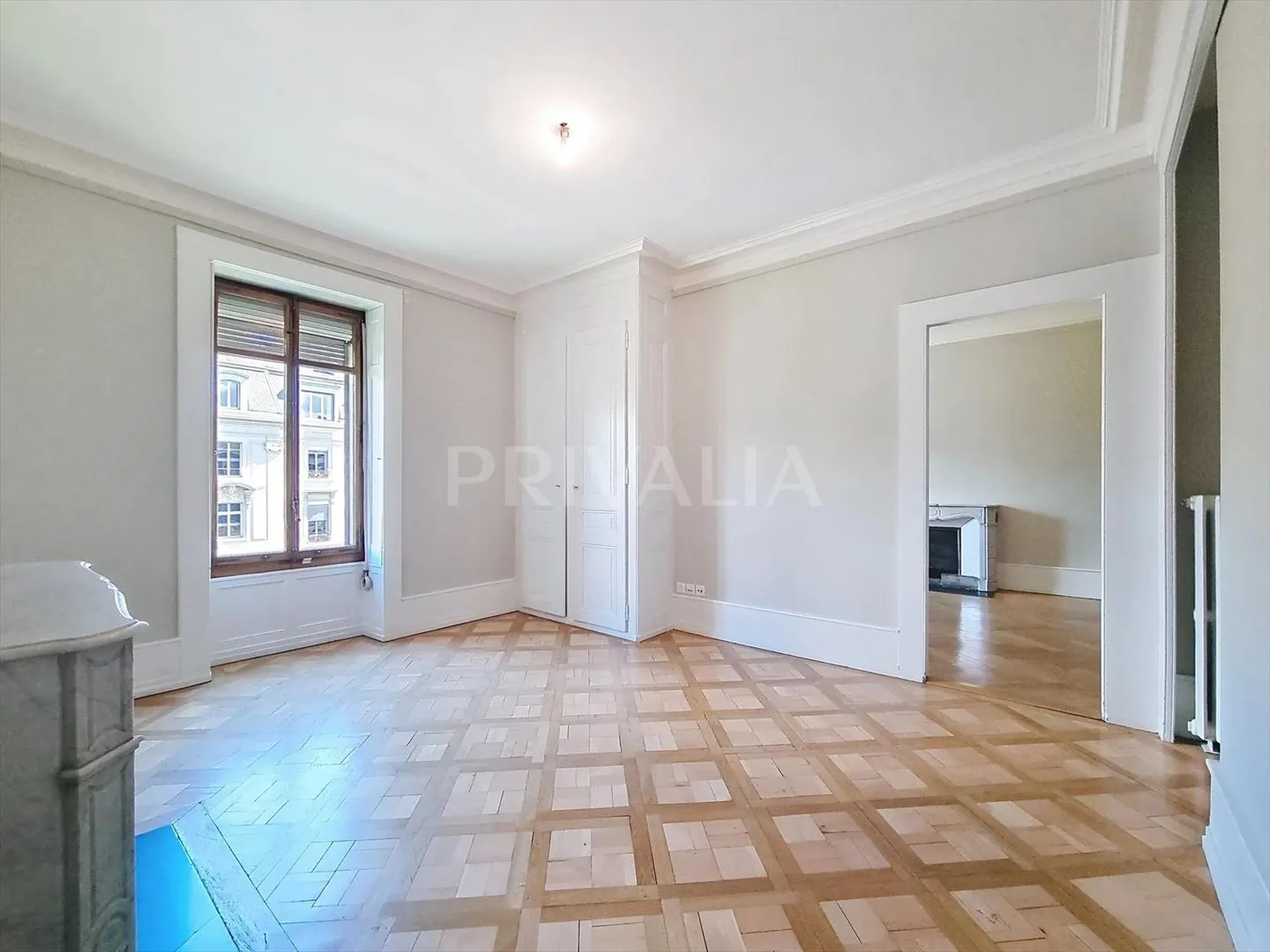 Splendide appartement de prestige dans le quartier de l'Eglise Russe - Photo 5 sur 9