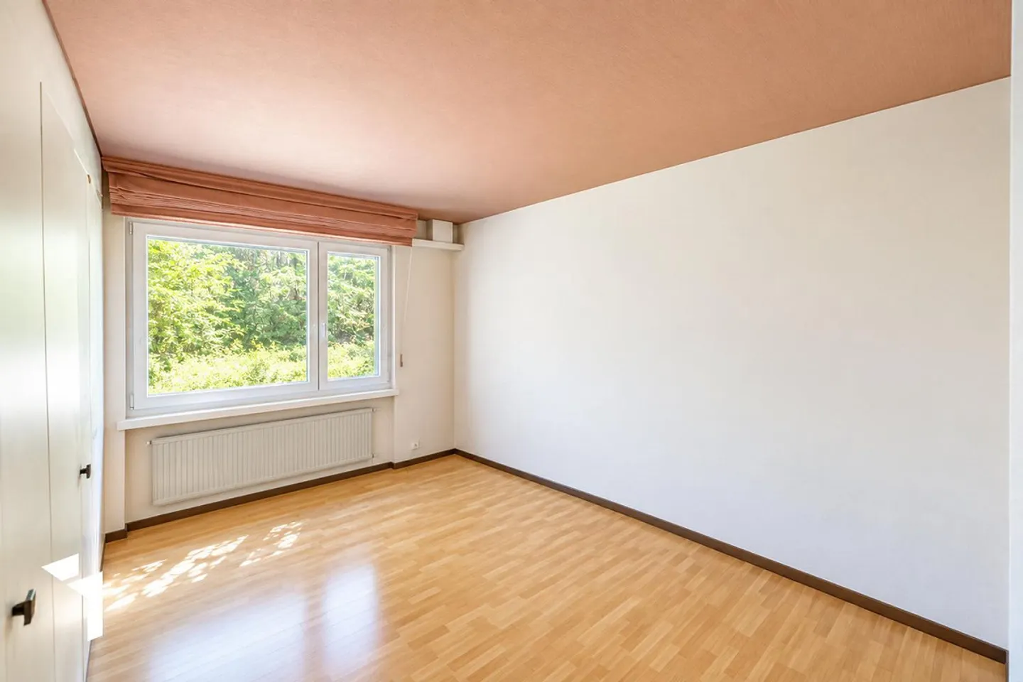 Ruhig gelegene 4.5-Zimmer-Wohnung am Waldrand - Foto 6 von 12
