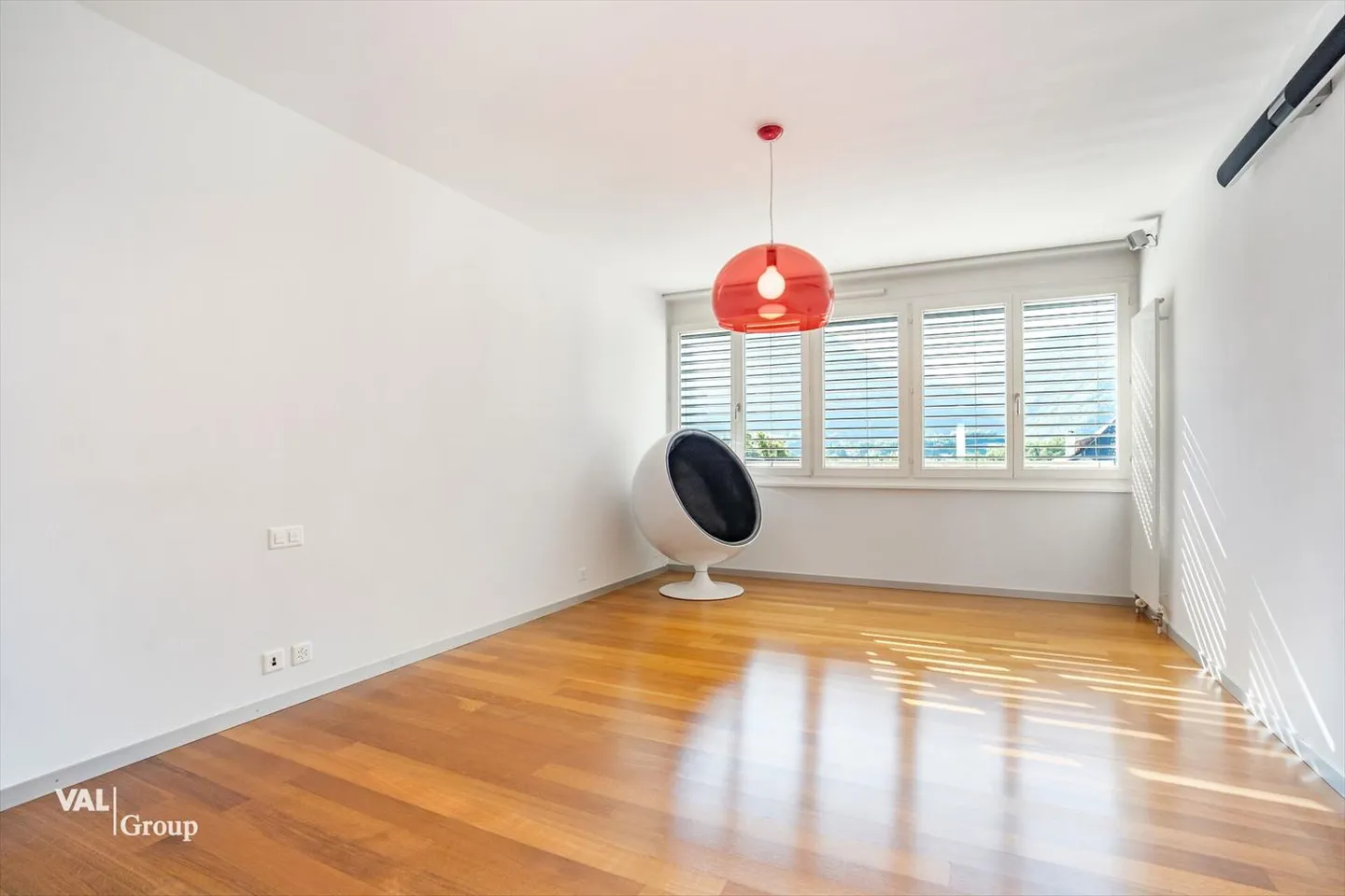 Attico duplex con terrazza sul tetto, nel cuore della città - Foto 10 di 13