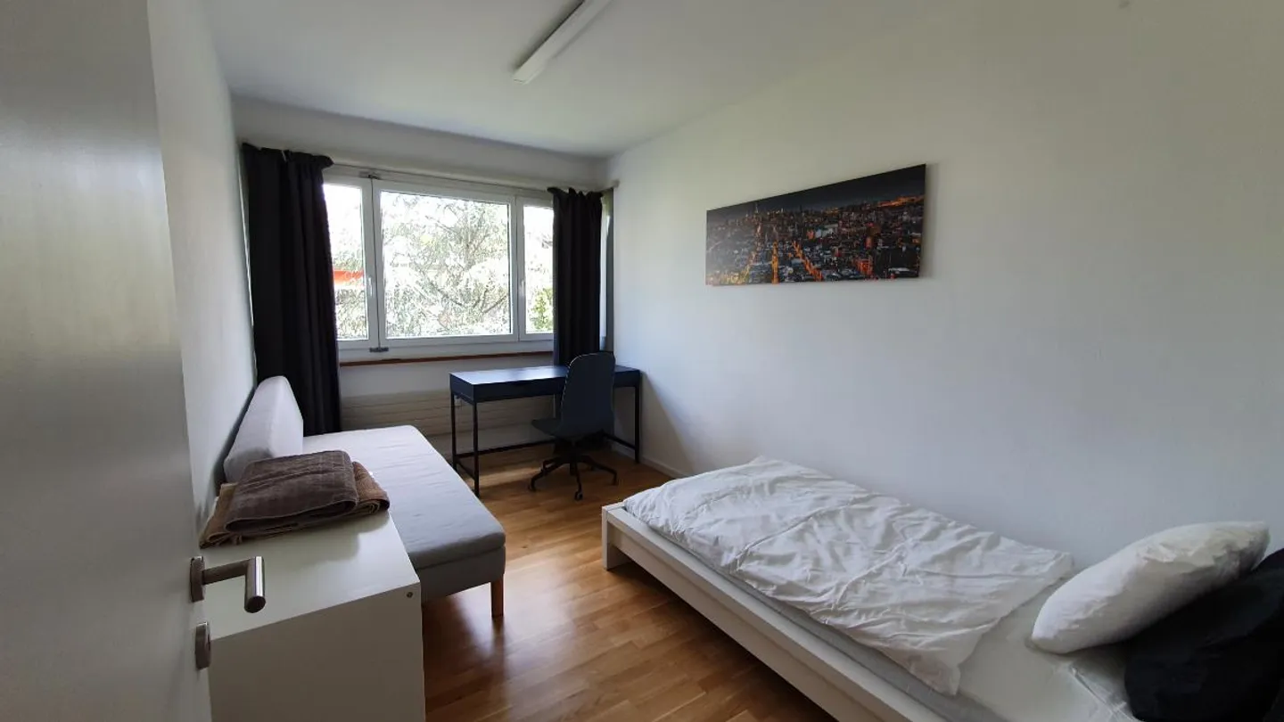 3 Room Furnished Apartment - Photo 5 of 5