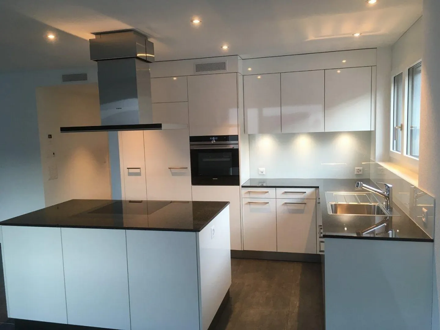 New 3 ½ - Room Apartment on the Ground Floor-East with Large Surroundings - Photo 12 of 28