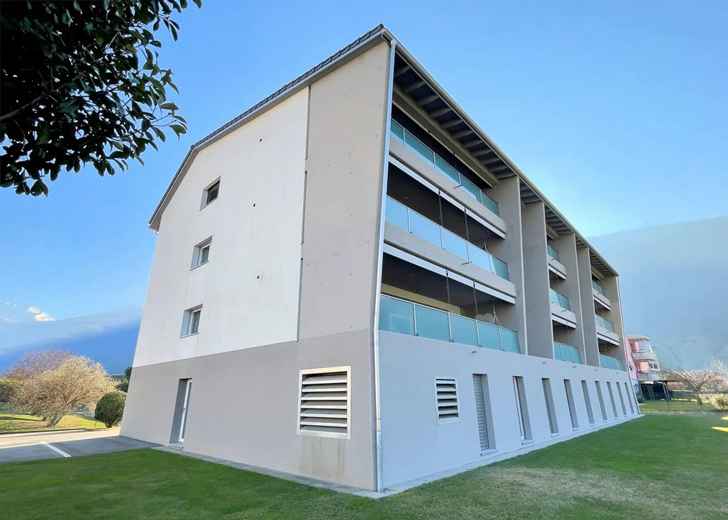 Penthouse-Wohnung + großer Hobby-Büro-Raum - Foto 1 von 13