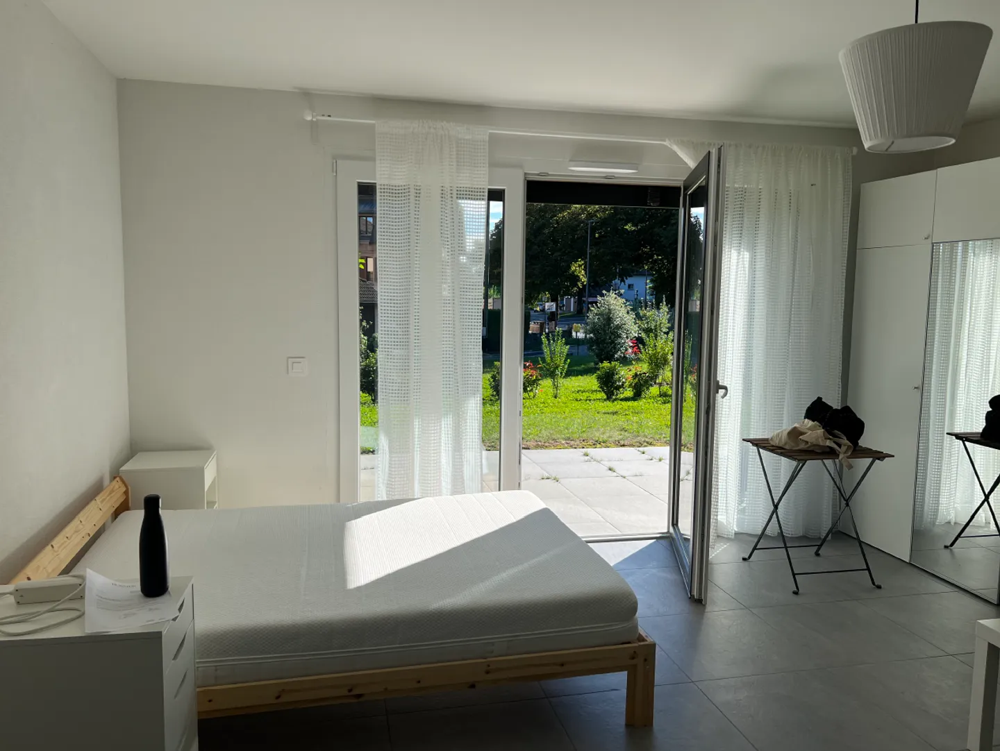 Beautiful 1.5-room apartment with large garden in Lausanne - Photo 2 of 5