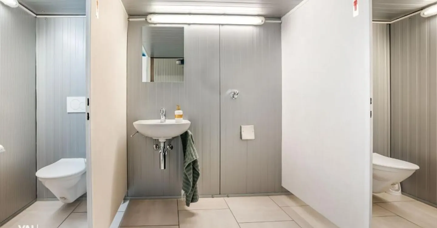 Grosszügige Lager- und Gewerbehalle an optimaler Lage für Ihr Unternehmen - Photo 9 of 10