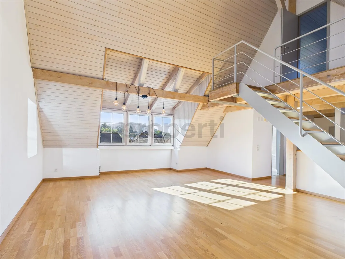 Le charme historique rencontre le confort moderne – Votre charmante maison dans l'immeuble classé - Photo 5 sur 13