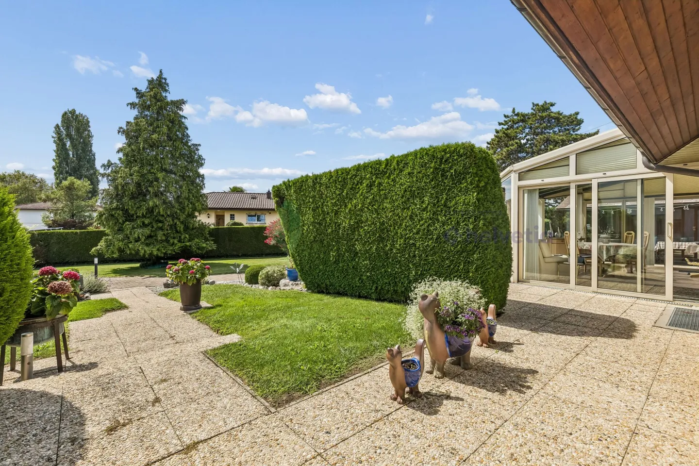 Exklusiv: Charmantes Einfamilienhaus in Founex mit großem Grundstück und großem Potenzial - Foto 9 von 13