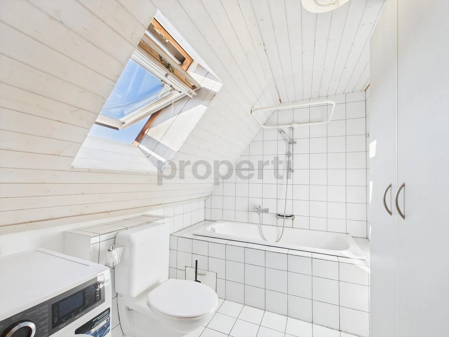 Le charme historique rencontre le confort moderne – Votre charmante maison dans l'immeuble classé - Photo 9 sur 13