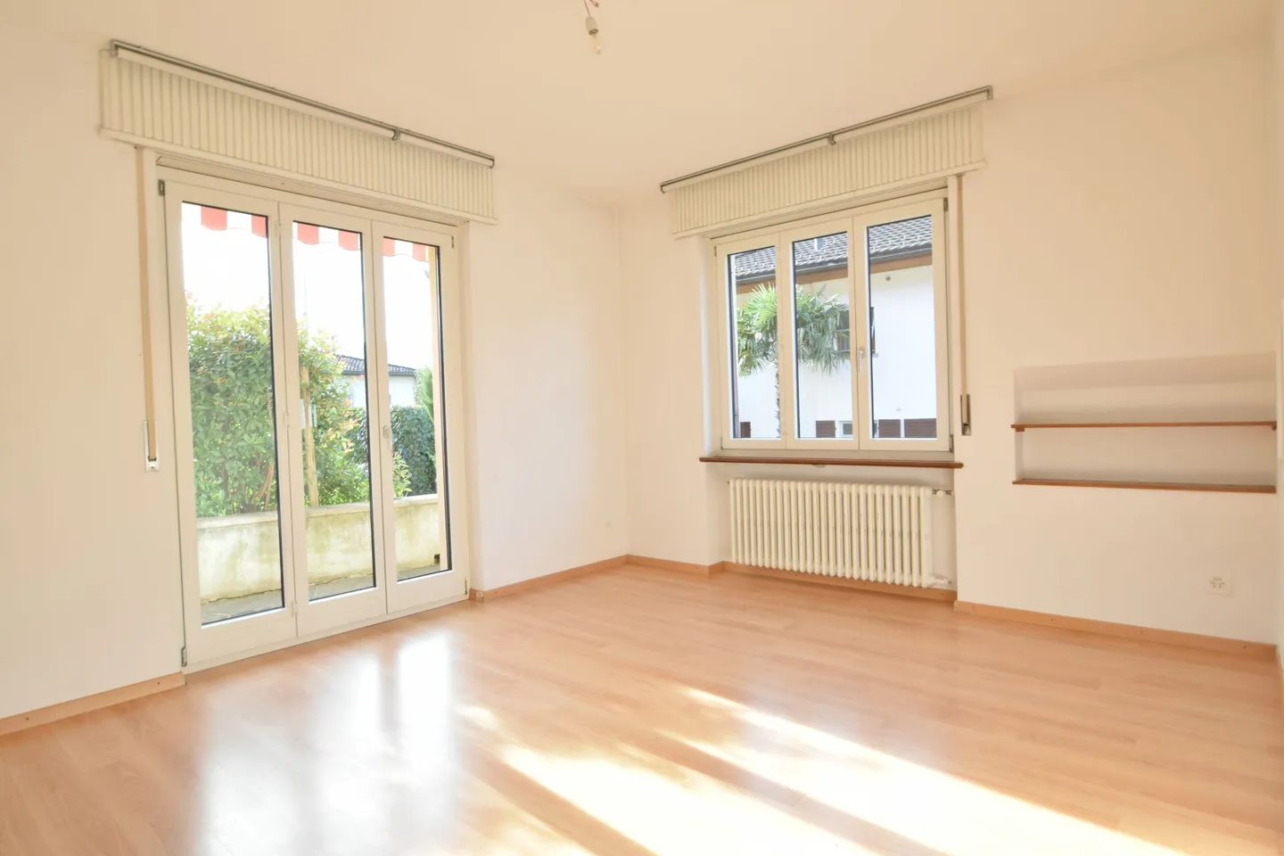 Casa unifamiliare con giardino - Foto 4 di 10