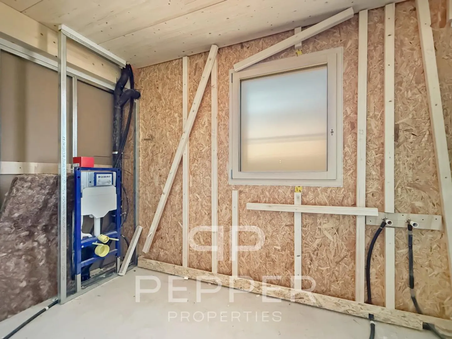 Appartamento nuovo molto spazioso di 4,5 locali in mansarda con grande soppalco - Foto 5 di 13