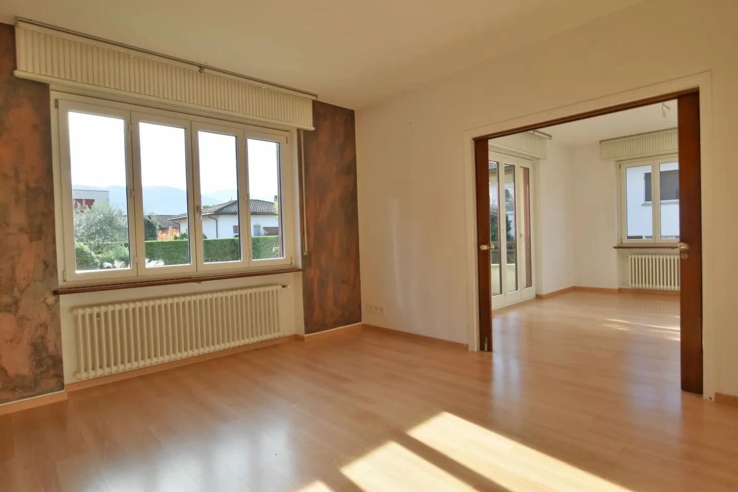 Casa unifamiliare con giardino - Foto 5 di 10