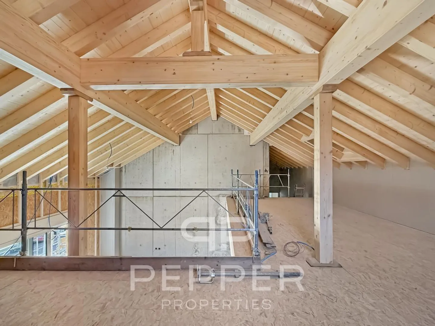 Appartamento nuovo molto spazioso di 4,5 locali in mansarda con grande soppalco - Foto 12 di 13