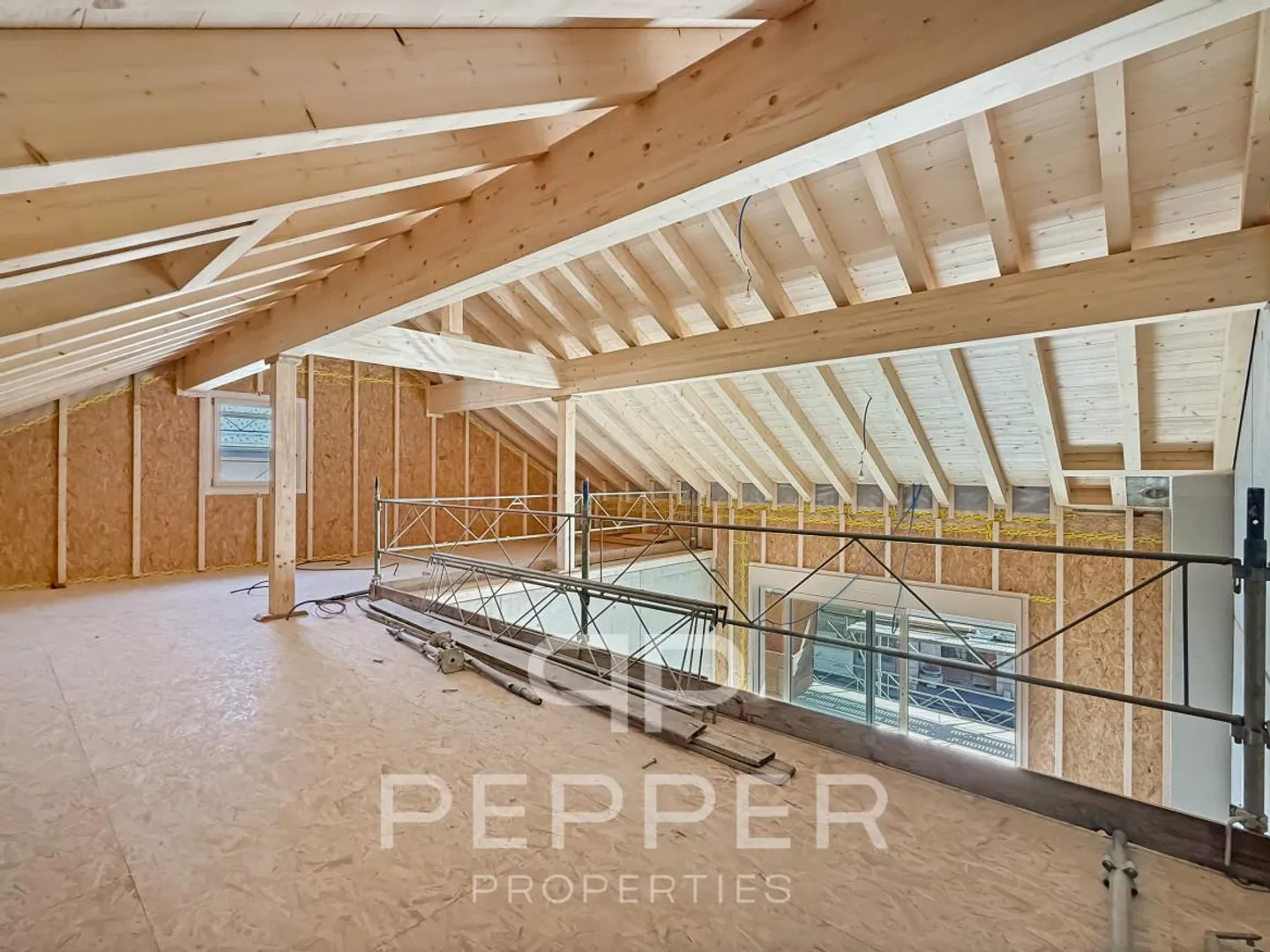 Appartamento nuovo molto spazioso di 4,5 locali in mansarda con grande soppalco - Foto 9 di 13