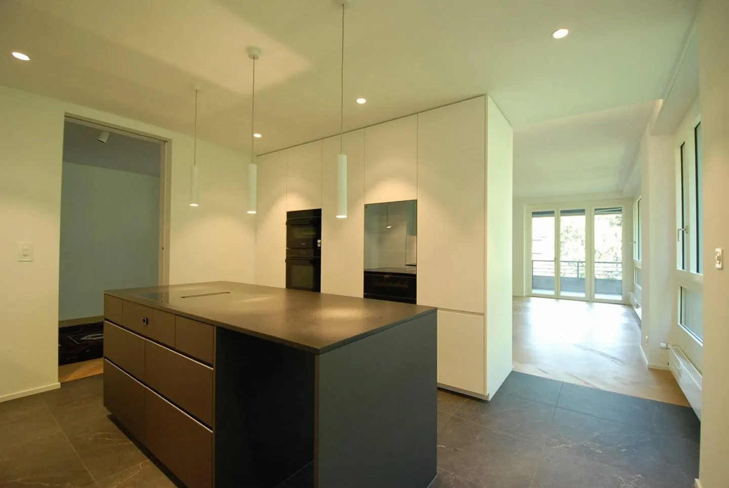 Exklusive 5,5-Zimmer-Wohnung in Basel - Foto 4 von 12