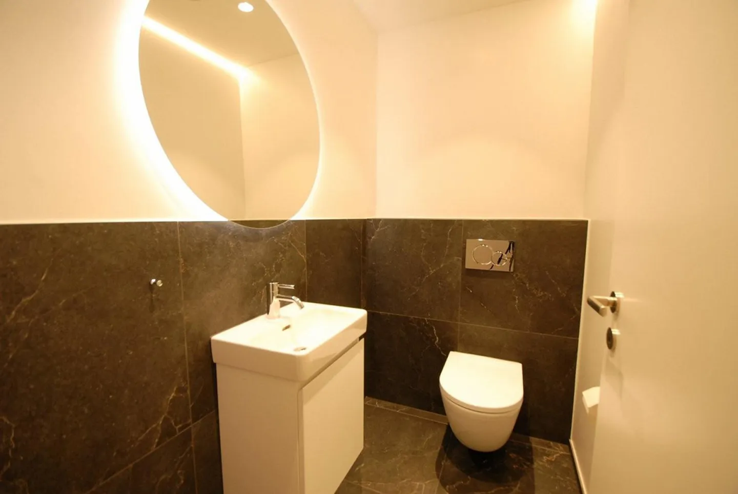 Exklusive 5,5-Zimmer-Wohnung in Basel - Foto 7 von 12