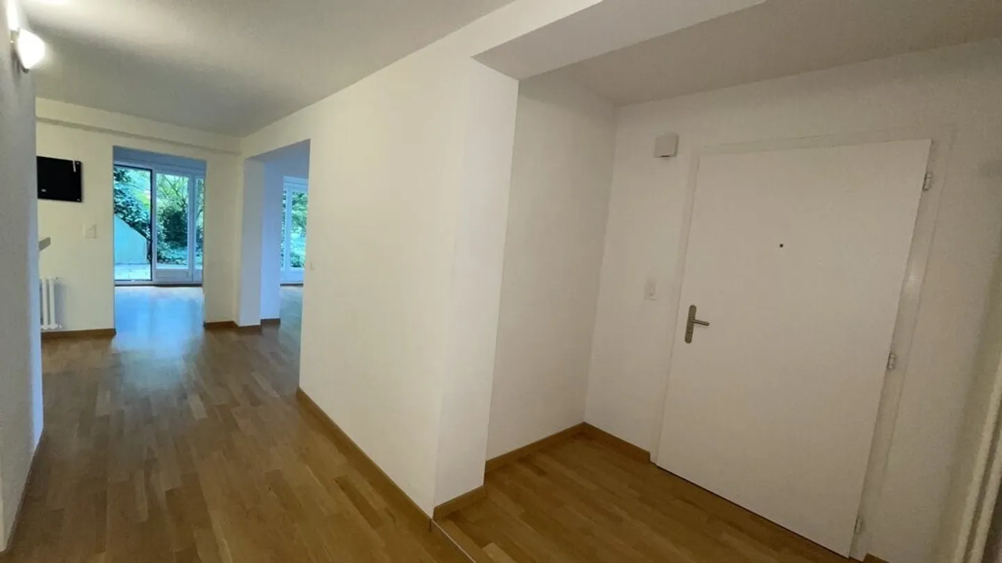 Jewelry piece seeks resident - Photo 8 of 8