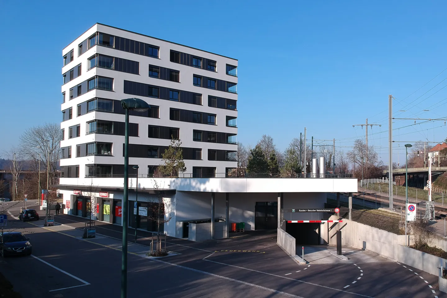 Motorradplatz in Arlesheim - Foto 1 von 1