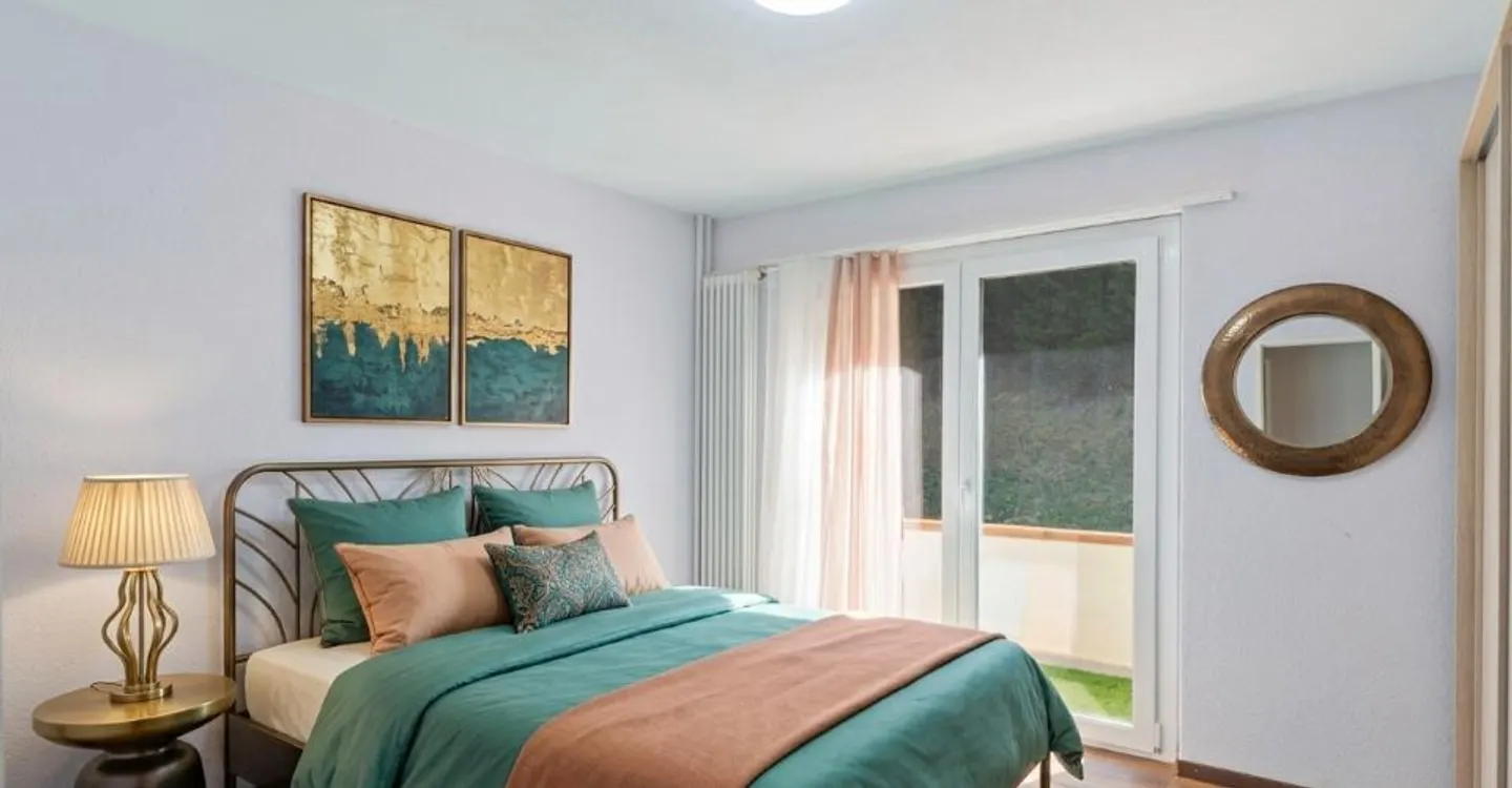 Modern Apartment with Mountain View - Photo 10 of 13