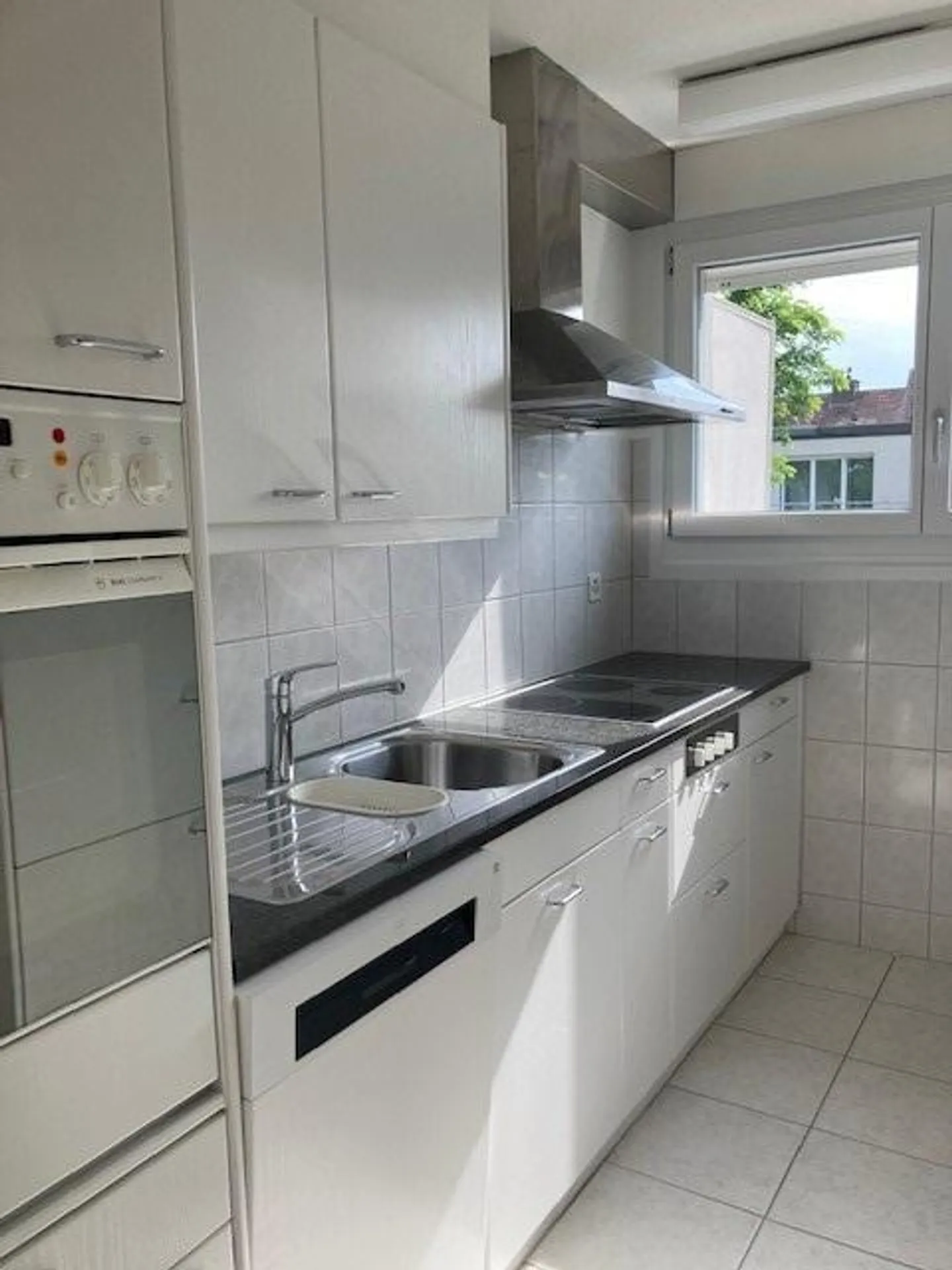 Penthouse apartment with large terrace in a quiet location - Photo 5 of 10