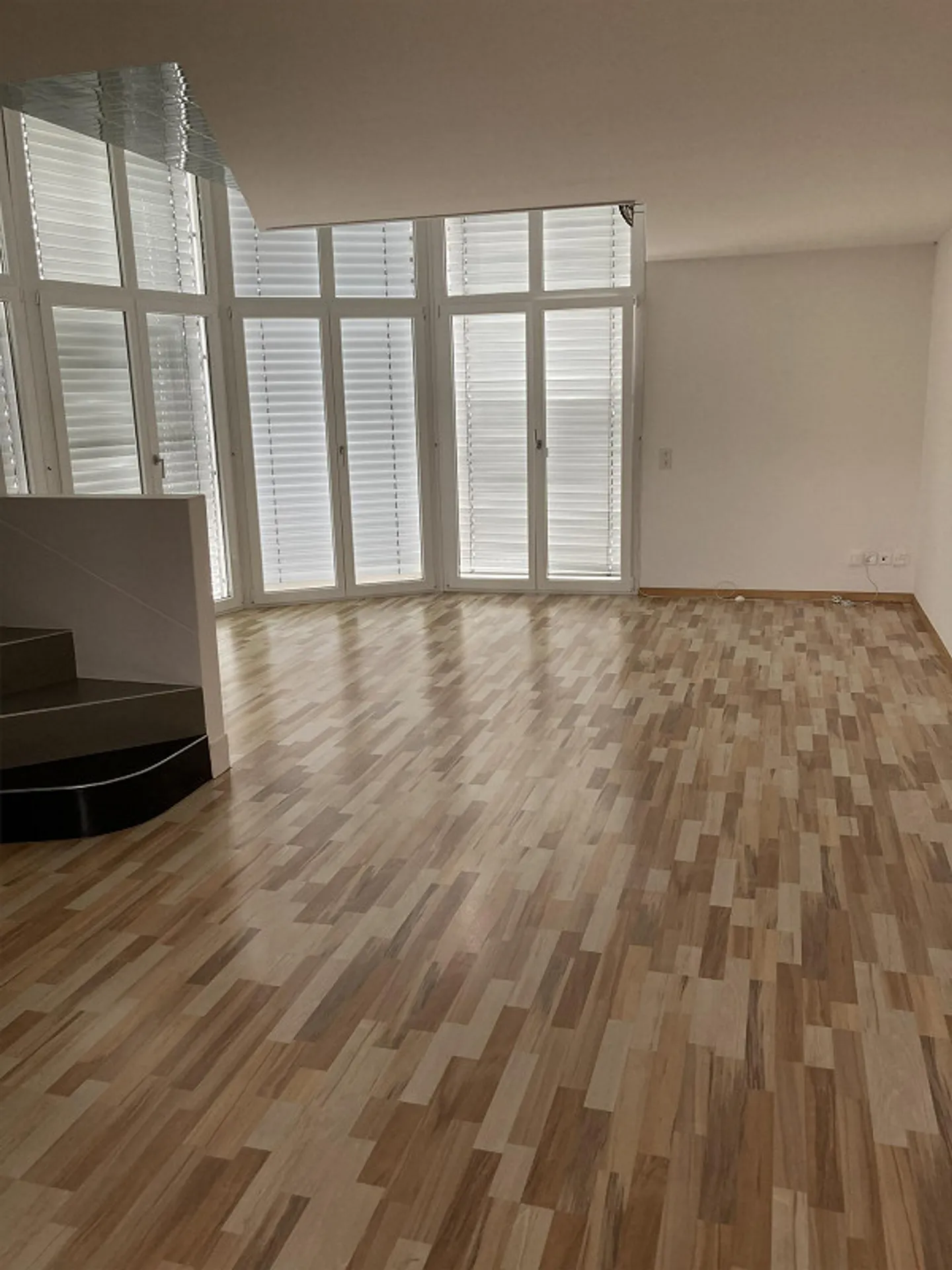 Maison individuelle moderne de 4,5 pièces en coin - Photo 7 sur 10