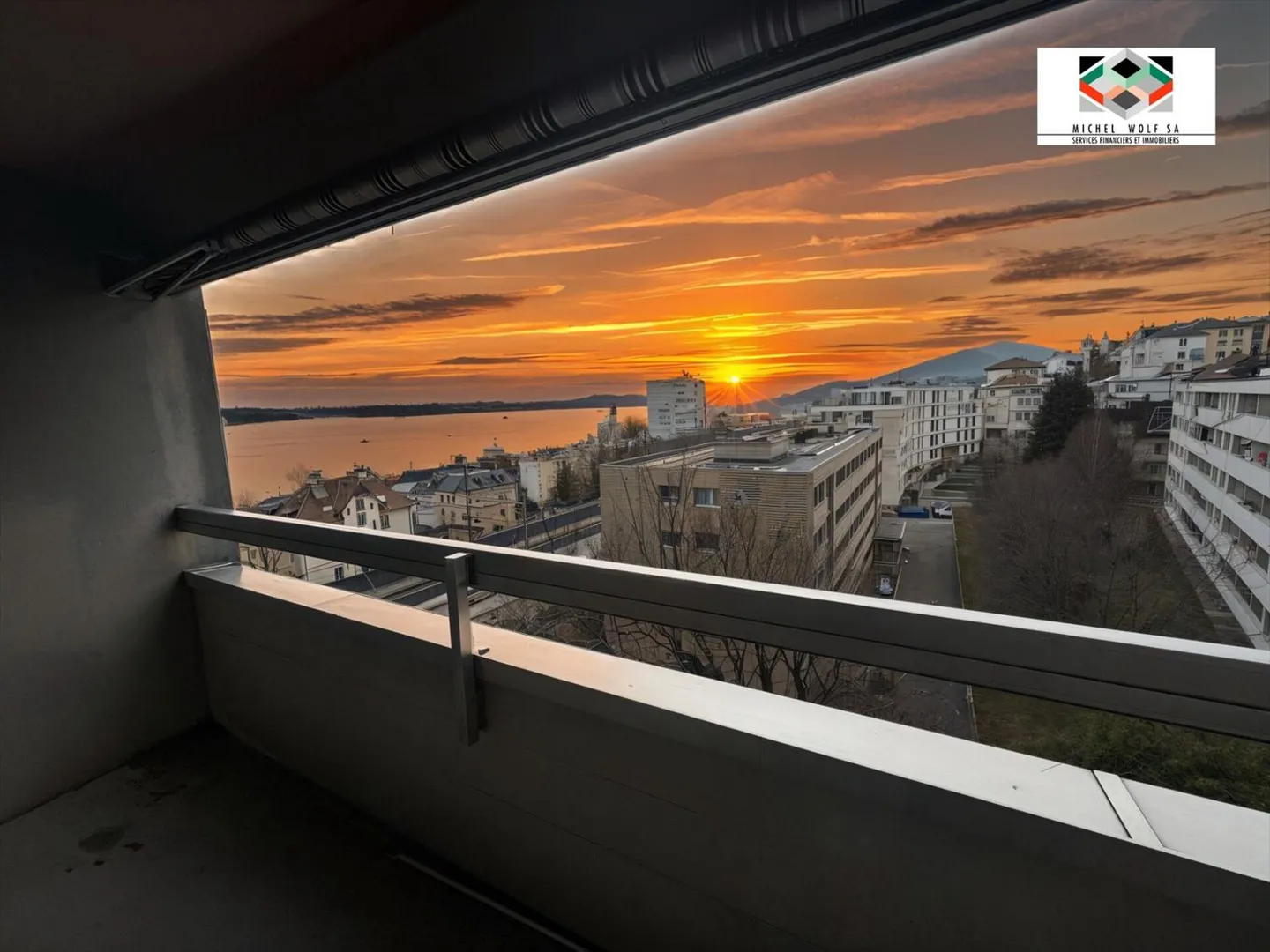 Bel appartamento di 2.5 locali a Neuchâtel - Foto 1 di 4