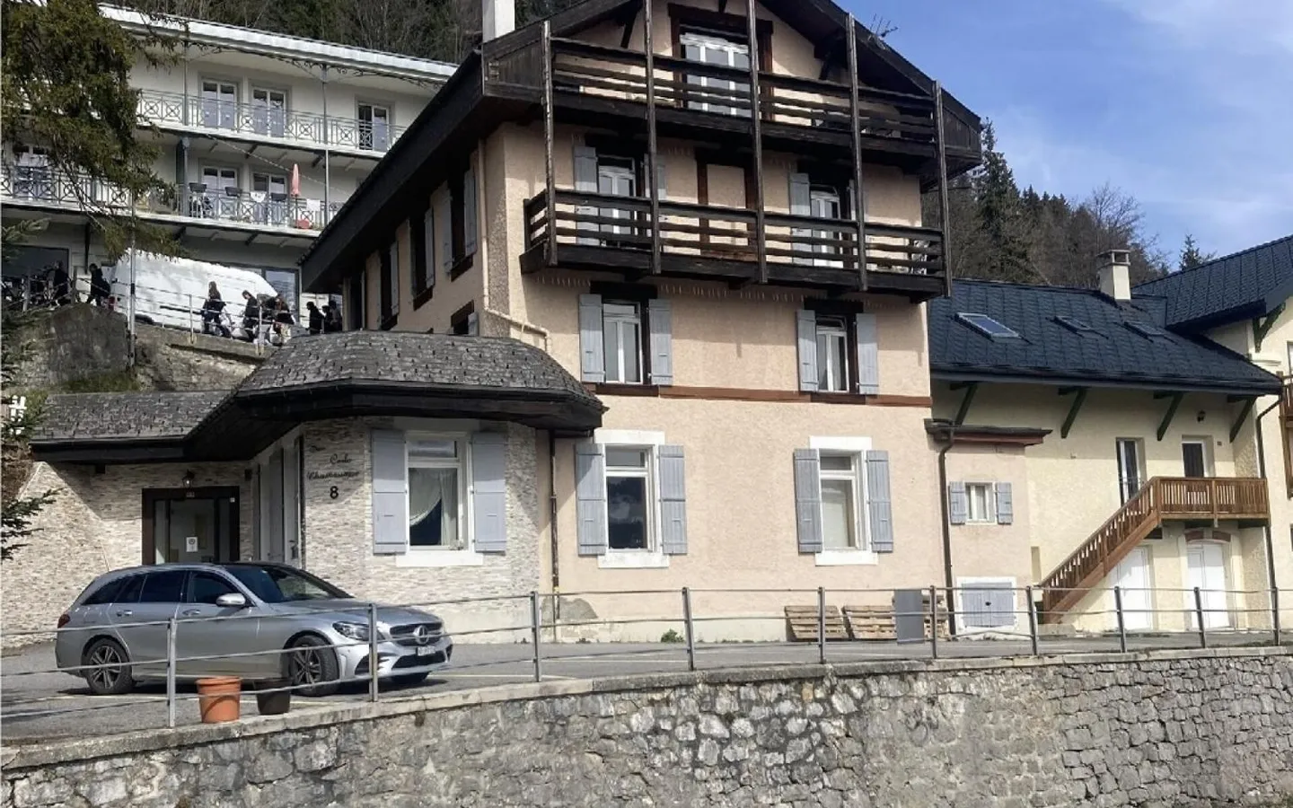 Edificio di 6 appartamenti a Leysin - Foto 2 di 9