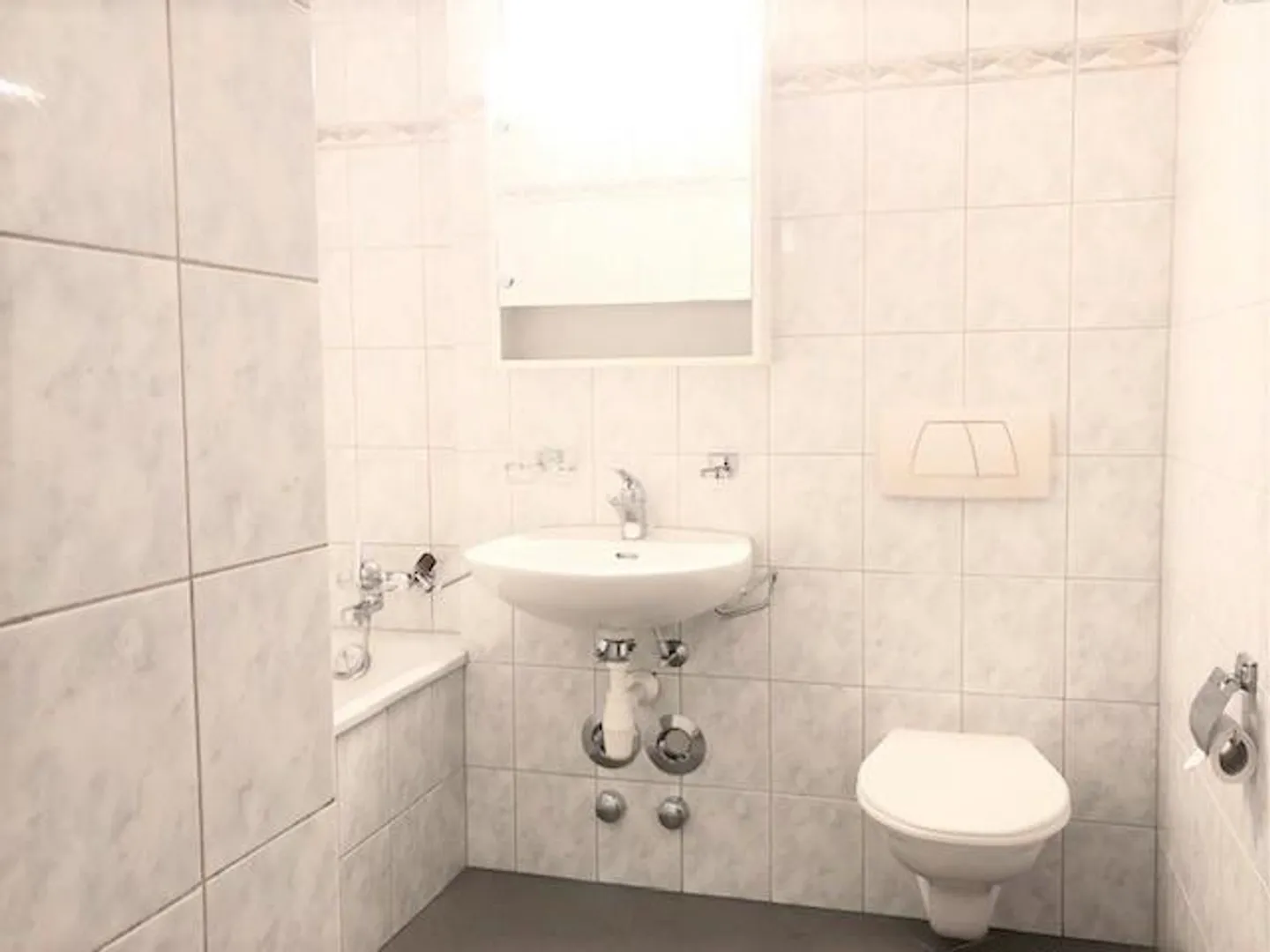 3.5 Zimmer Wohnung - Foto 3 von 8