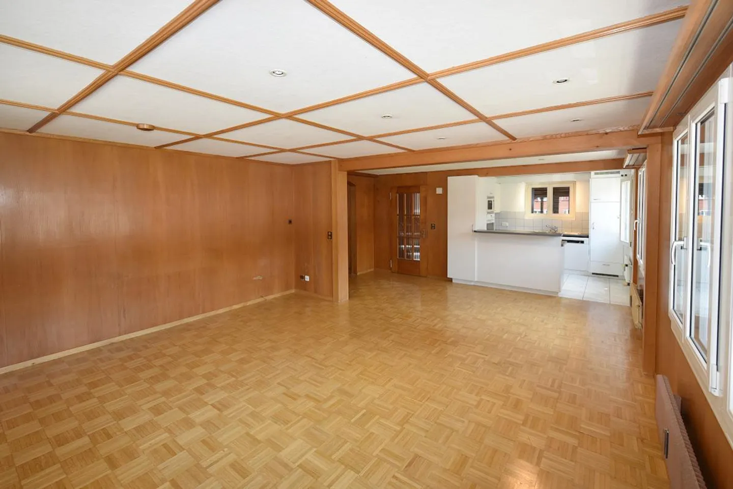 Geräumige Wohnung mit Balkon - Foto 1 von 6
