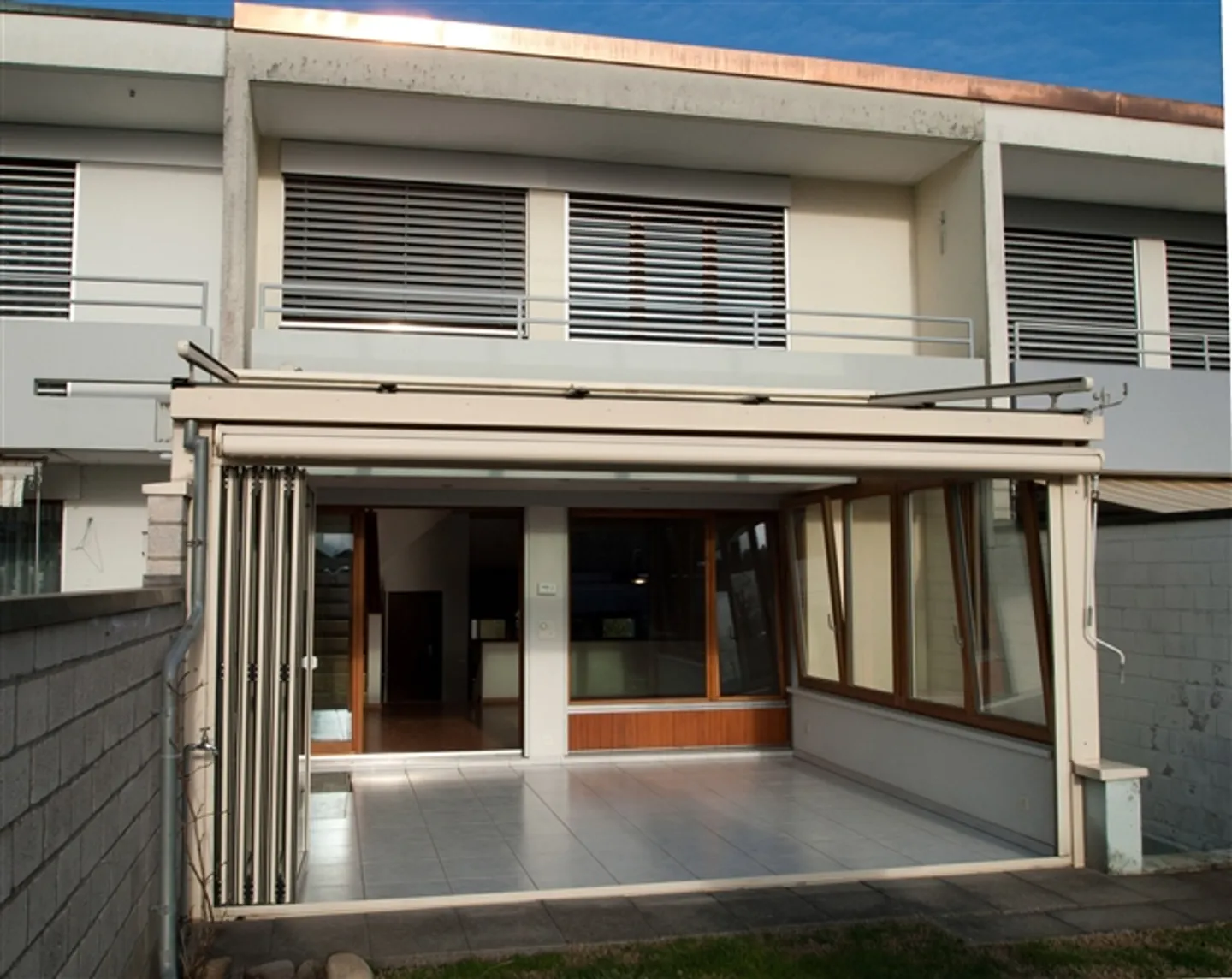 Maison de ville de 4,5 pièces avec jardin d'hiver à louer à Aarau - Photo 1 sur 13