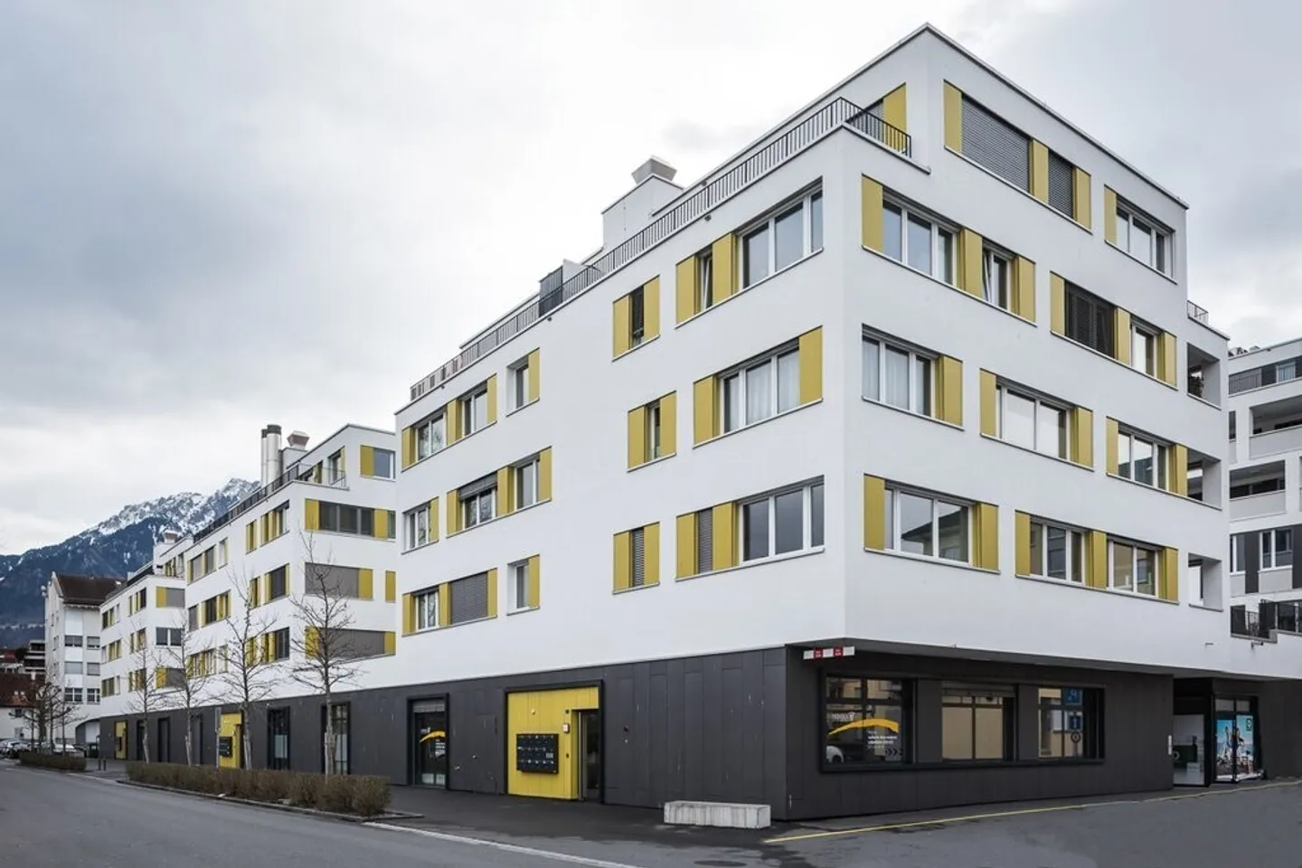 Modern penthouse apartment in the center of Buchs - Photo 1 of 9