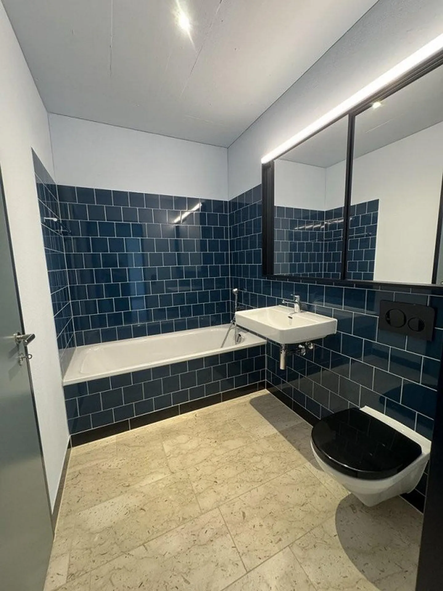 Appartamento moderno 4.5 stanze - vivere con stile a Kloten - Foto 5 di 8