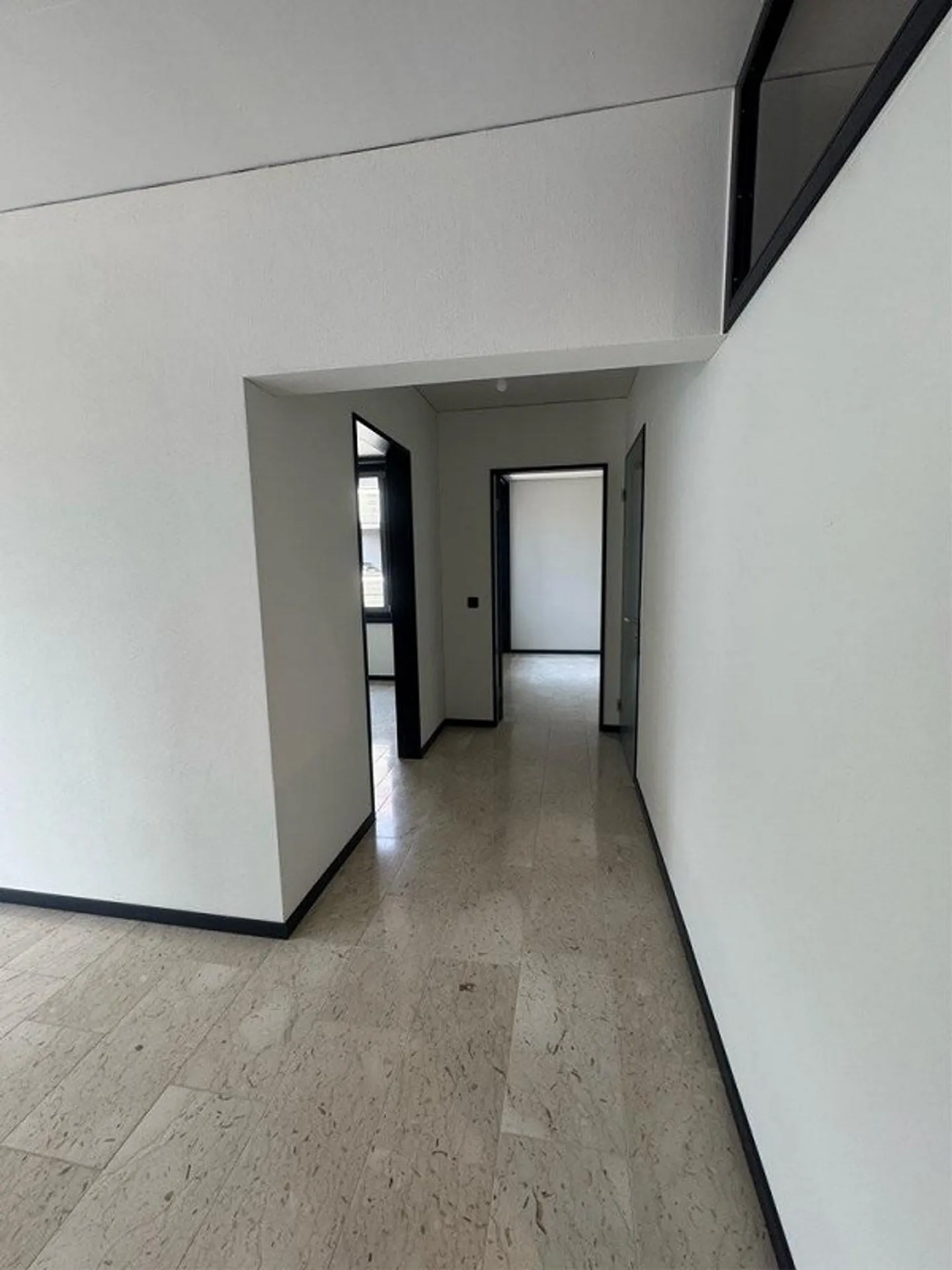 Appartamento moderno 4.5 stanze - vivere con stile a Kloten - Foto 6 di 8