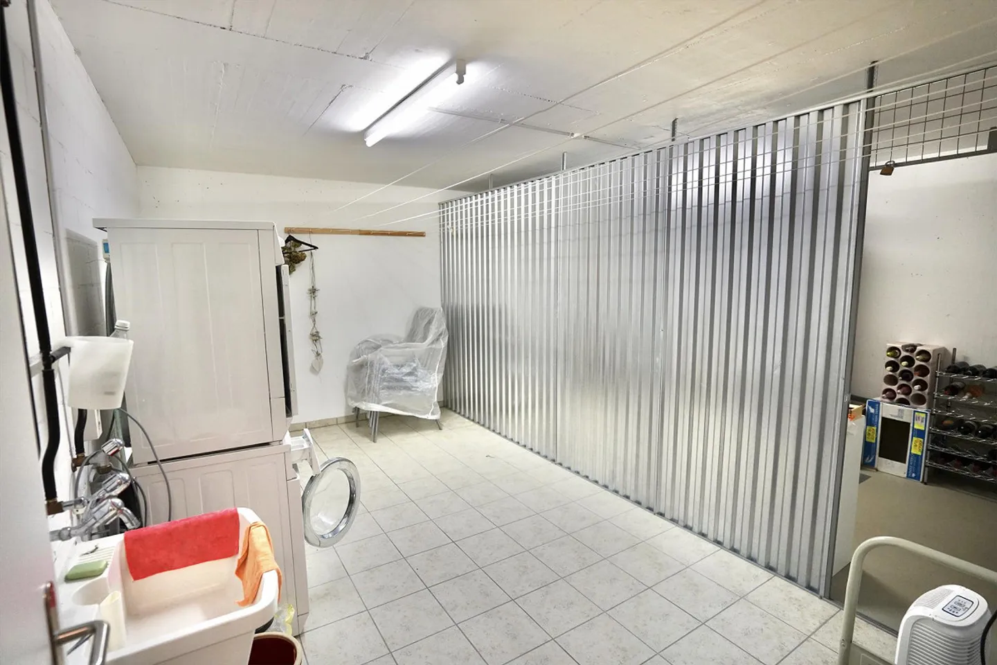 Appartement lumineux et moderne de 3 1/2 (4 1/2) pièces avec parking souterrain à vendre - Photo 12 sur 15