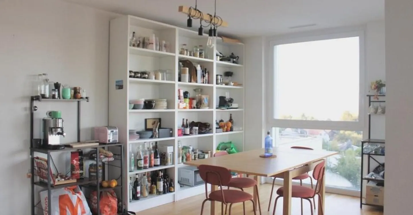 Appartement spacieux avec balcon - Photo 4 sur 5