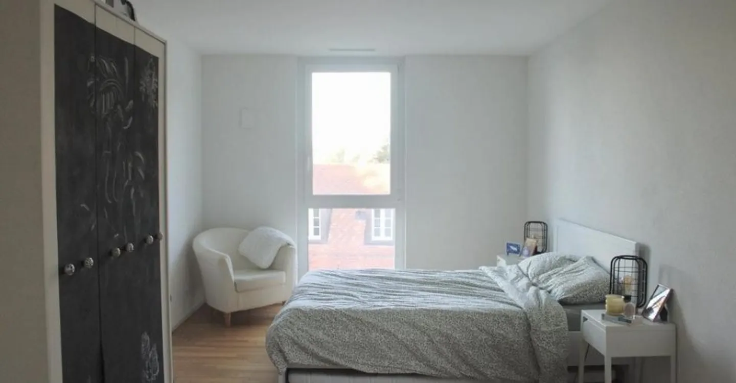 Appartement spacieux avec balcon - Photo 5 sur 5