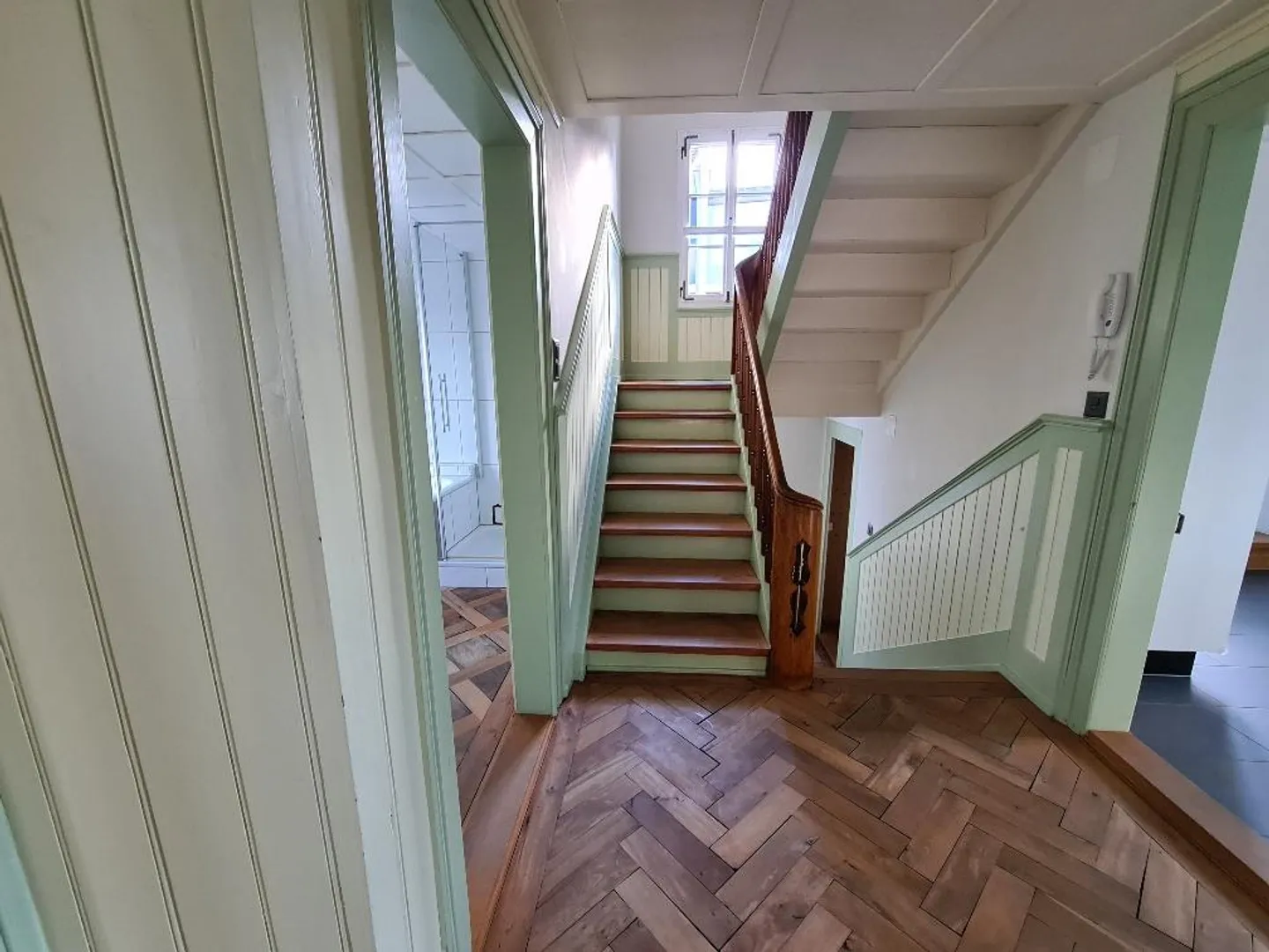 5.5-room apartment on two floors in the middle of Kerns. - Photo 3 of 10