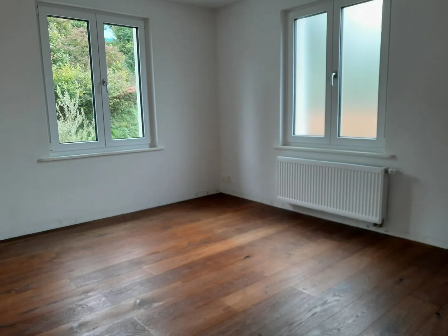 Casa multigenerazionale elegante con vista lago non ostacolata, 3 bagni e garage - Foto 28 di 39